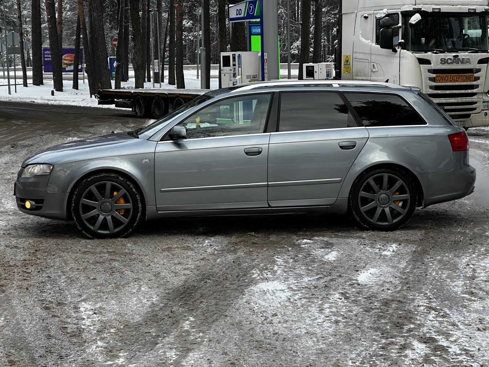 AUDI A4 QUATTRO