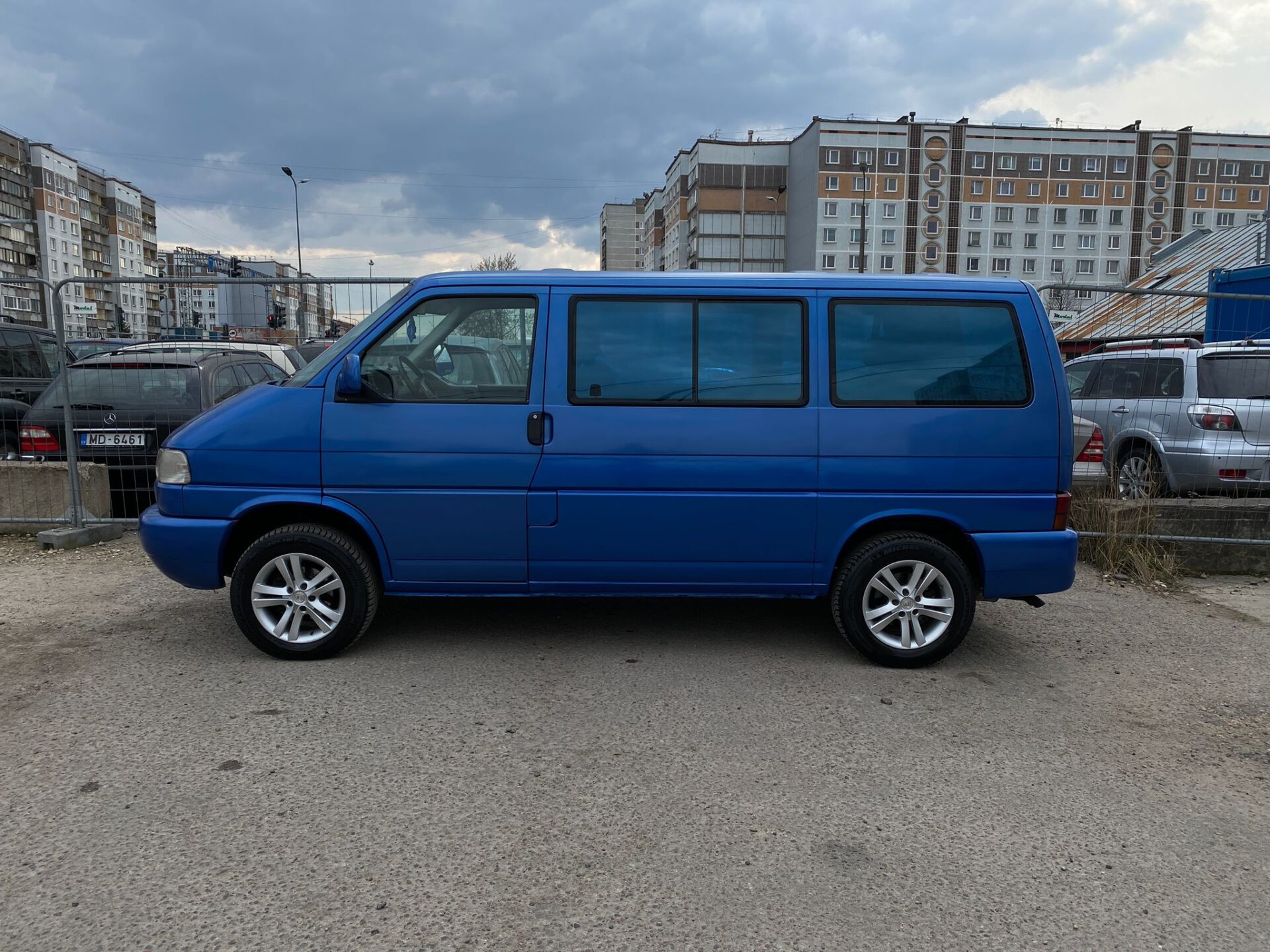 VW Multivan 7-vietas