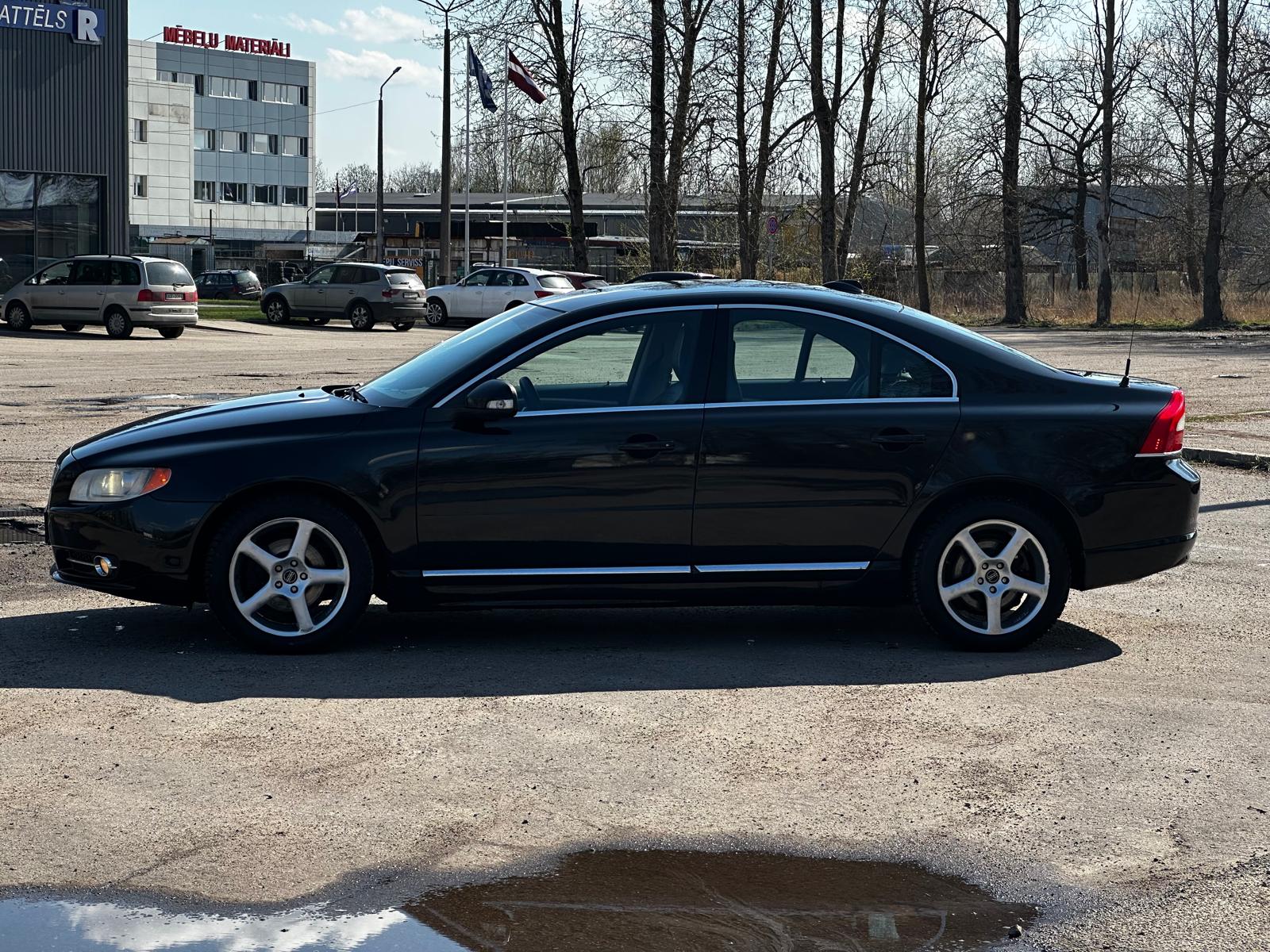 Volvo S80