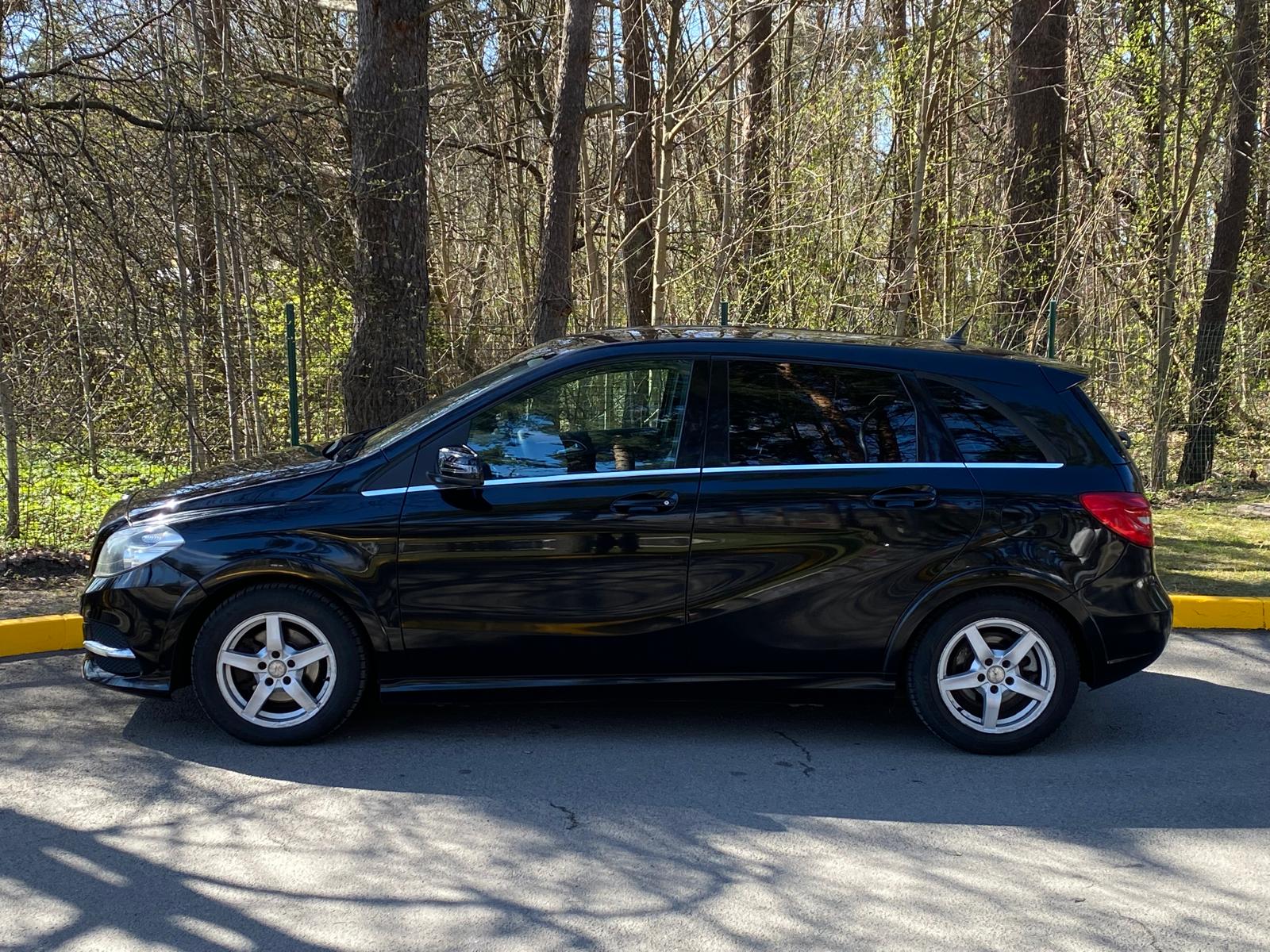 MERCEDES BENZ B200 AVANTGARDE
