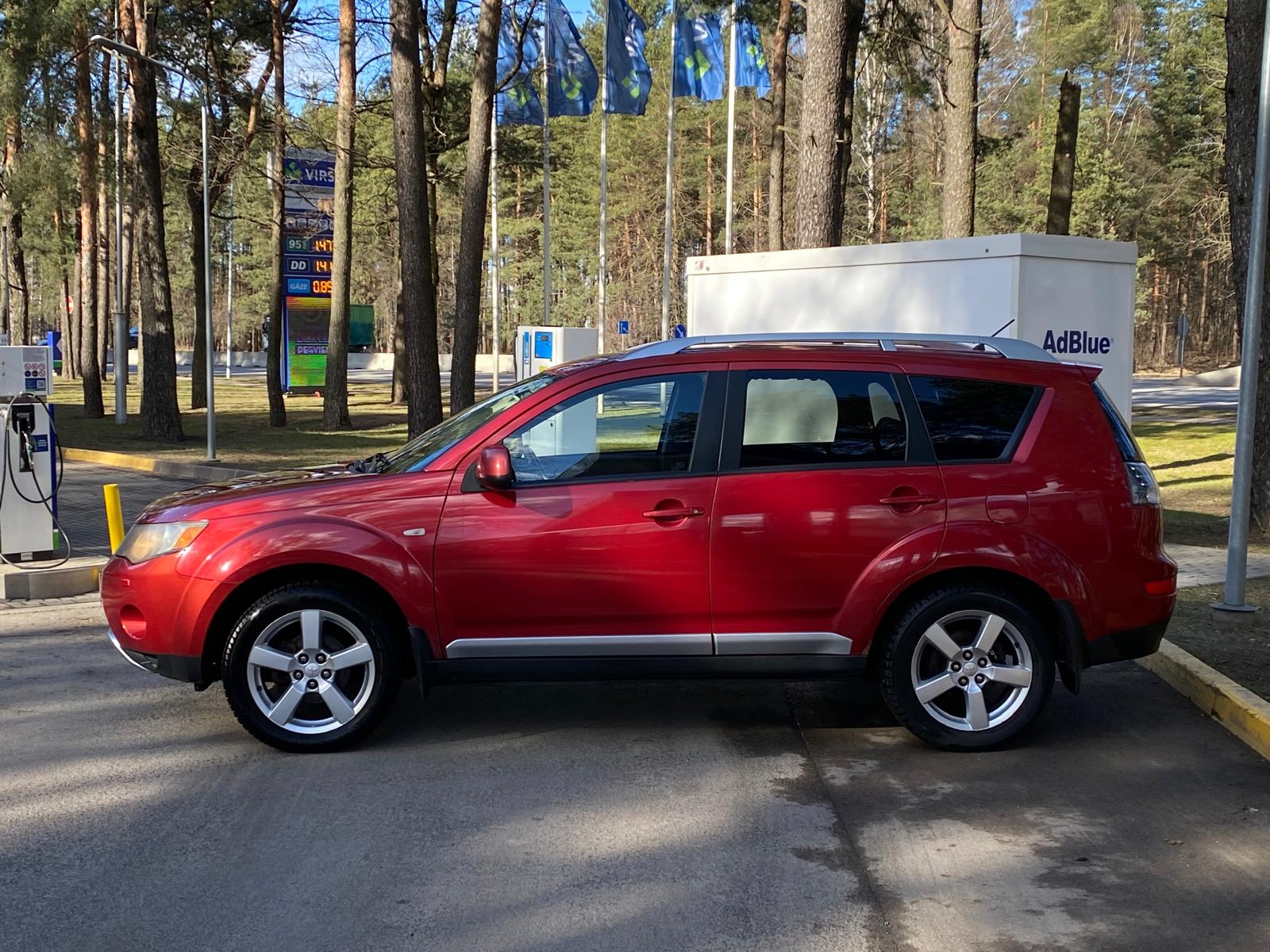 MITSUBISHI OUTLANDER 4X4