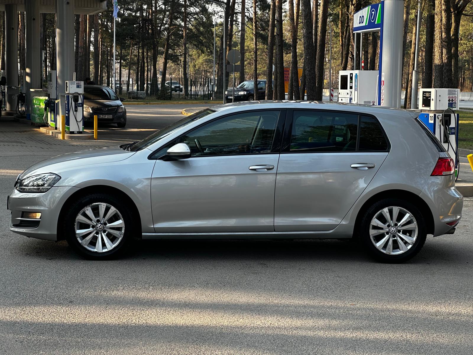 VW Golf Tsi Bluemotion
