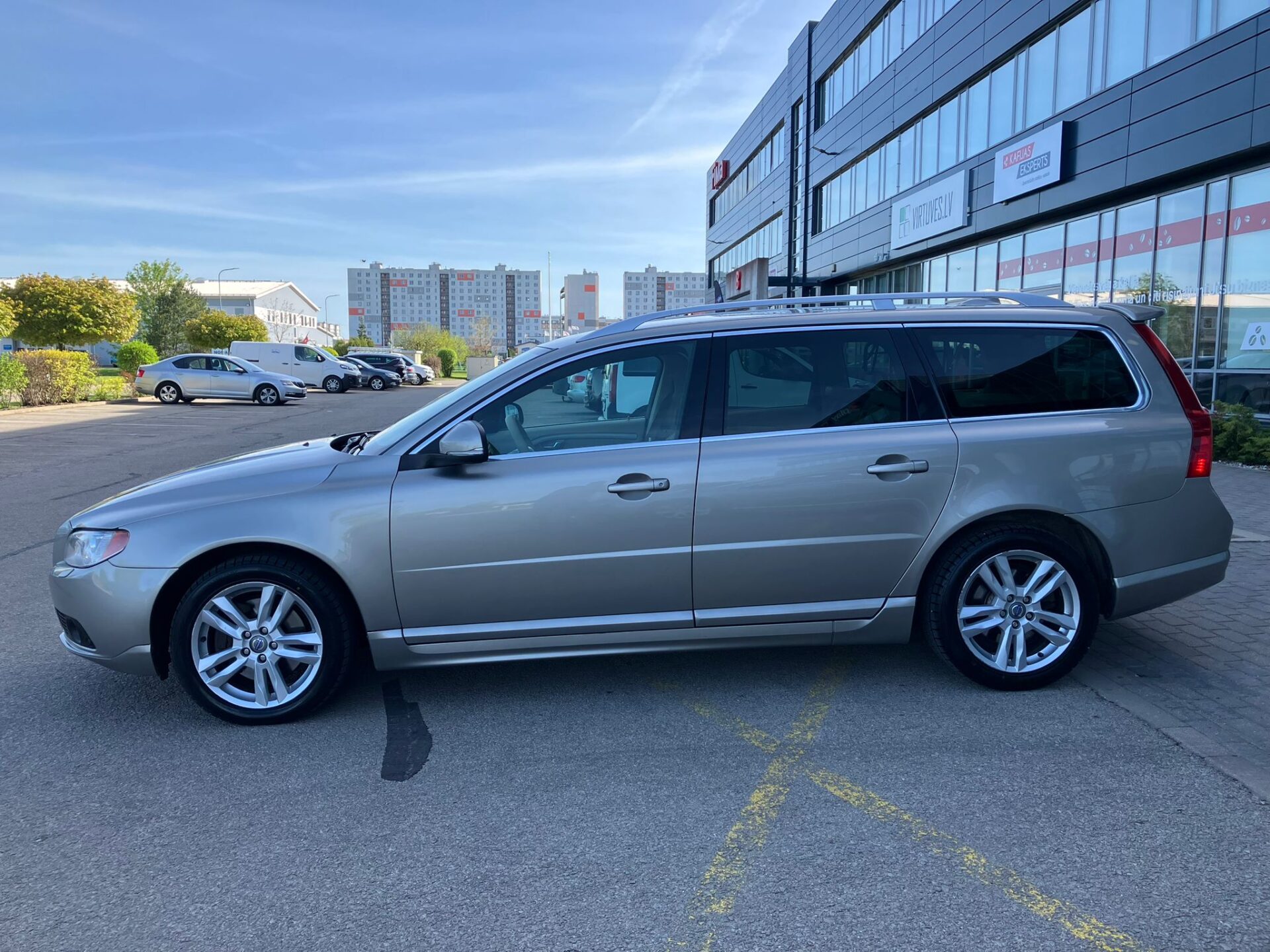 Volvo V70