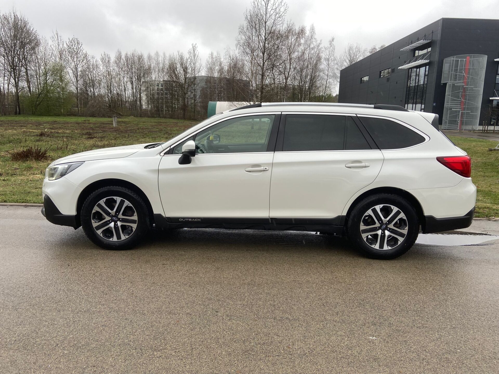Subaru Outback Symmetrical Awd 4×4