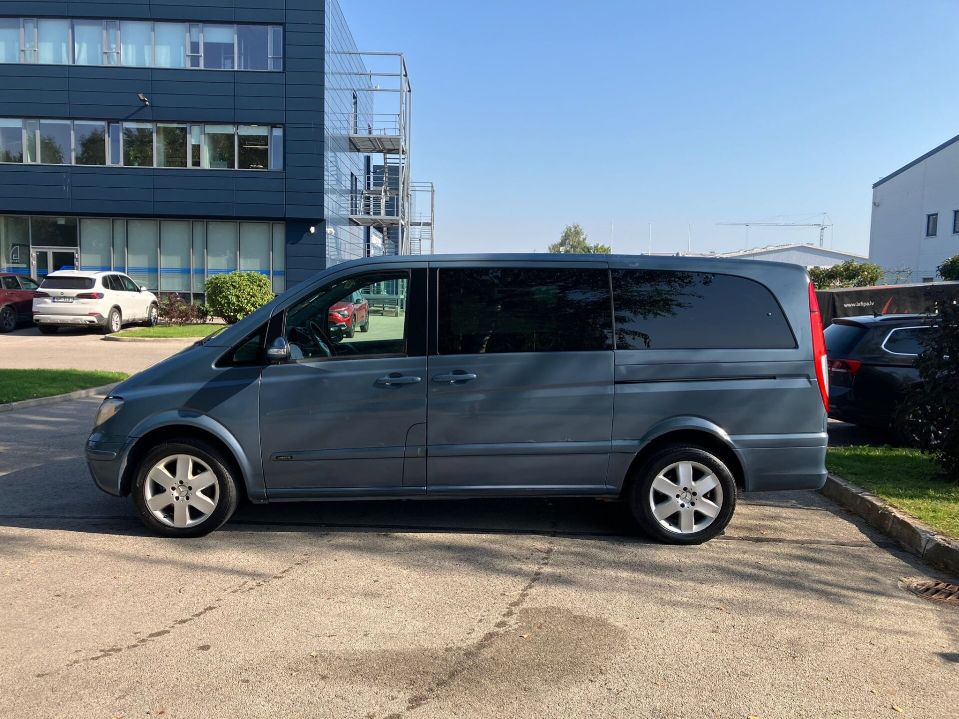 Mercedes Viano 7-vietas