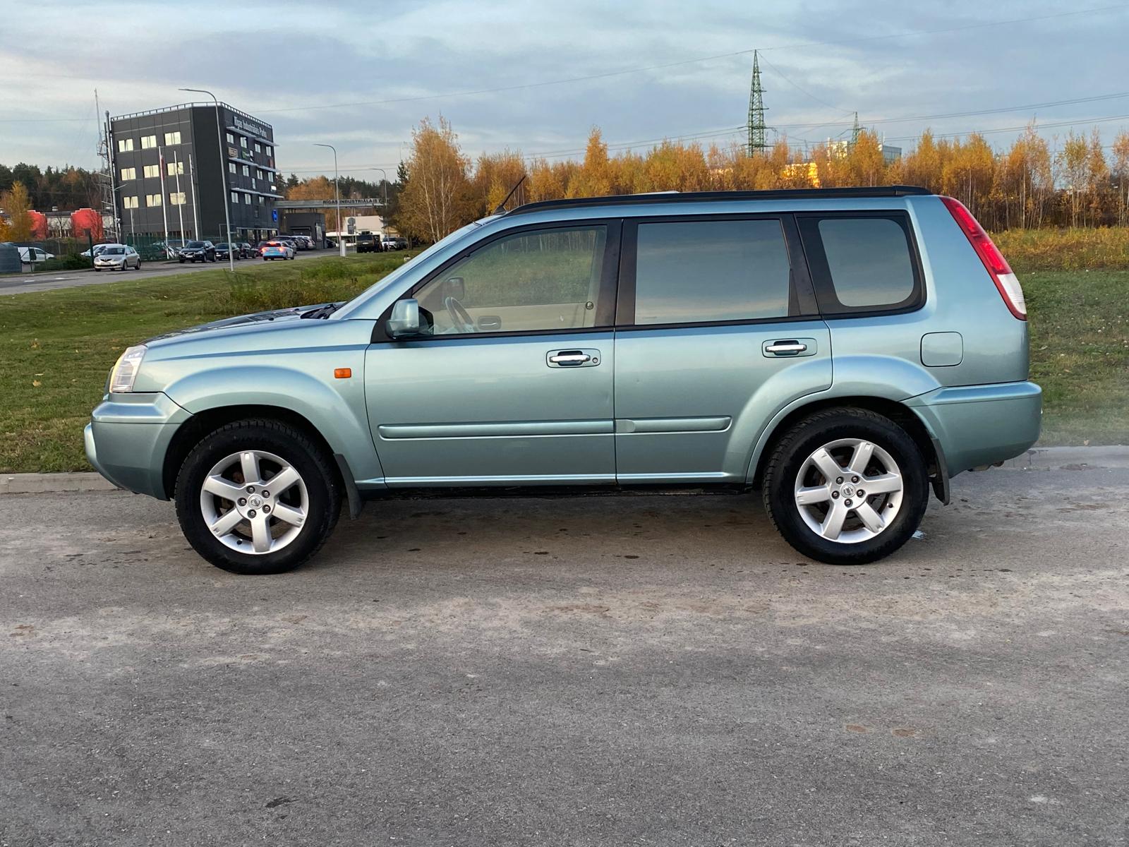 Nissan X-Trail