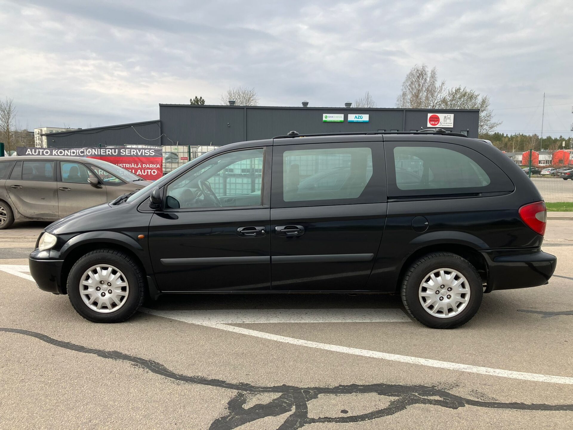 Chrysler Grand Voyager 7-seats