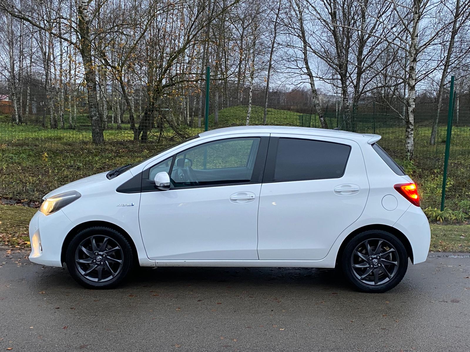 Toyota Yaris Hybrid