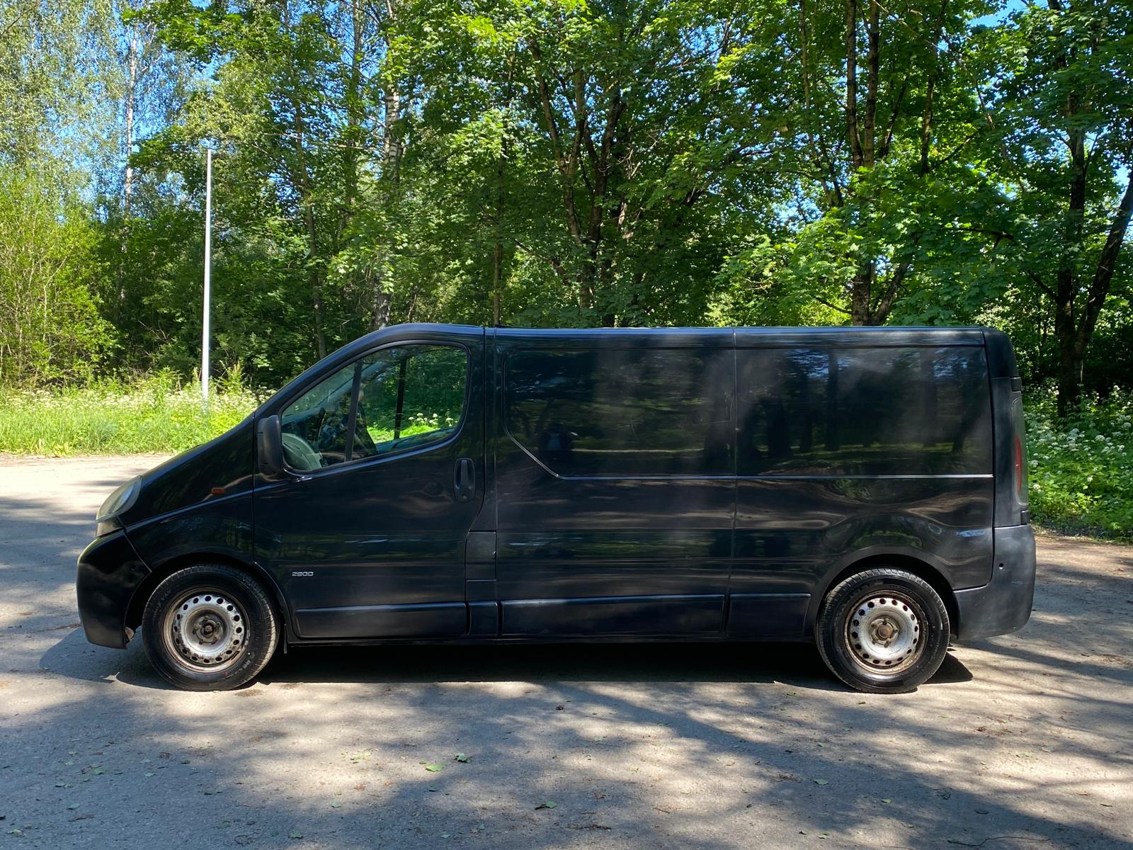 Opel Vivaro kravas buss 3-vietas