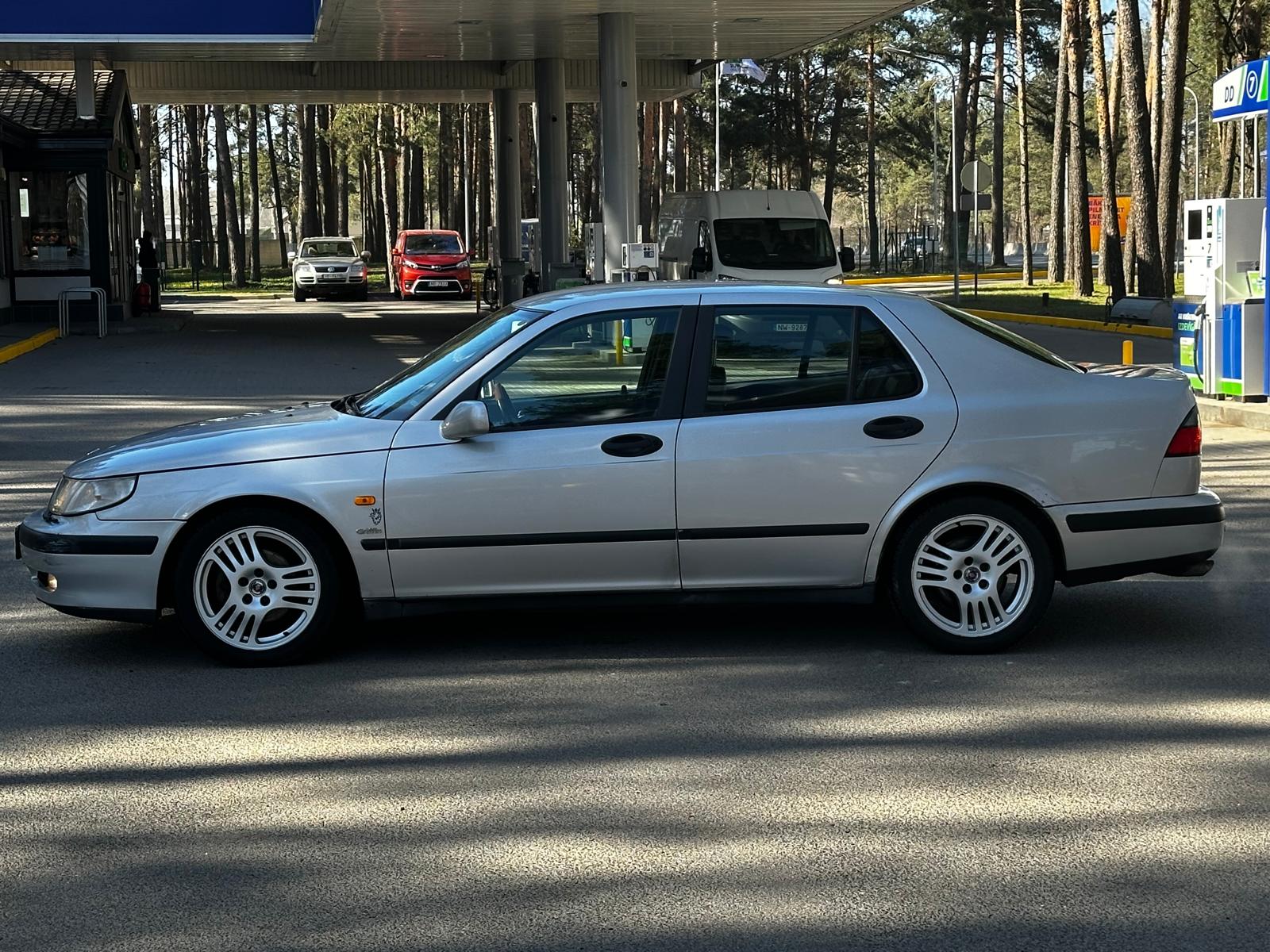 Saab 9-5 griffin