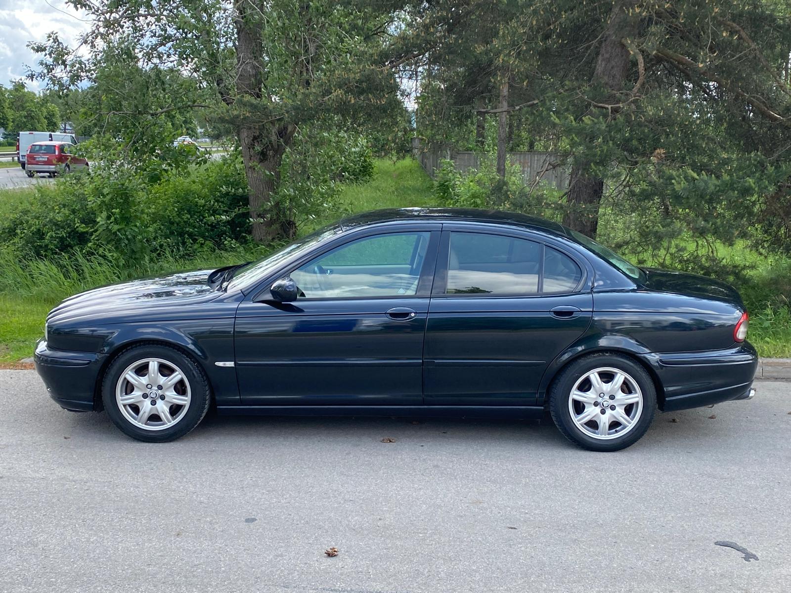 Jaguar X-Type