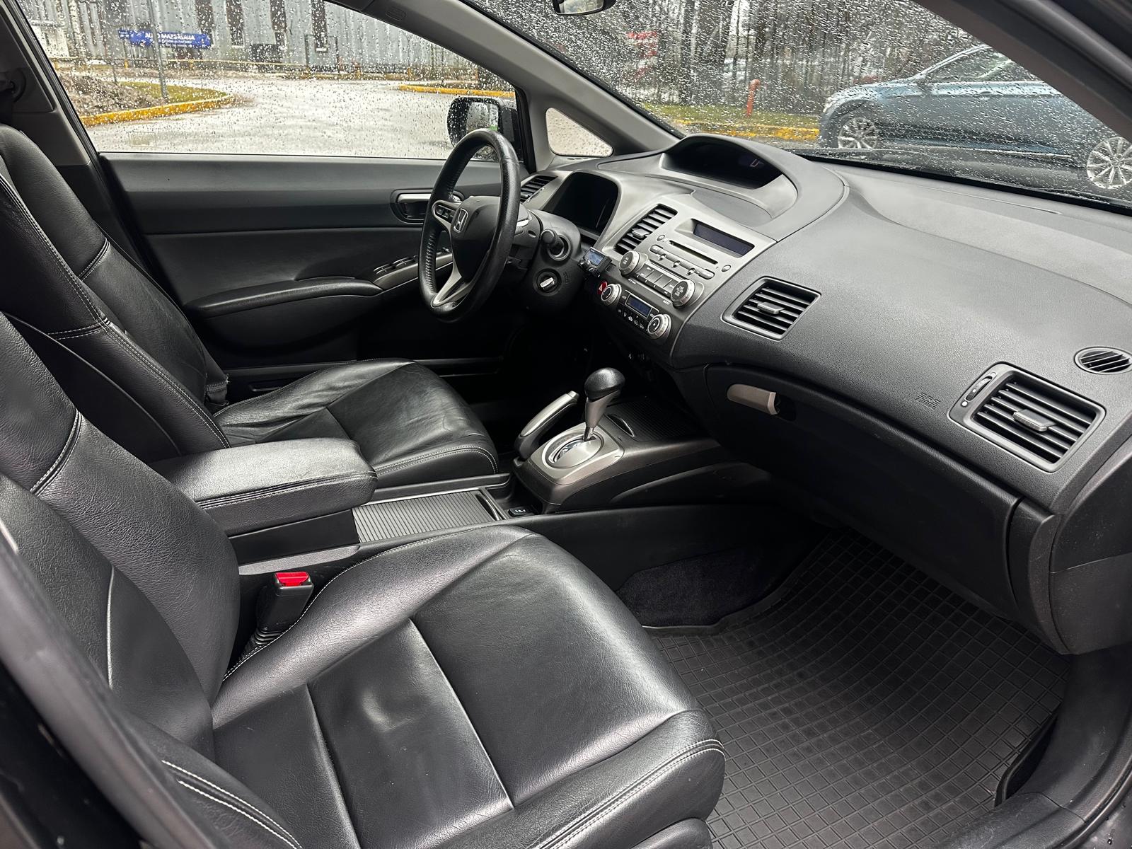 HONDA CIVIC 4DR HYBRID