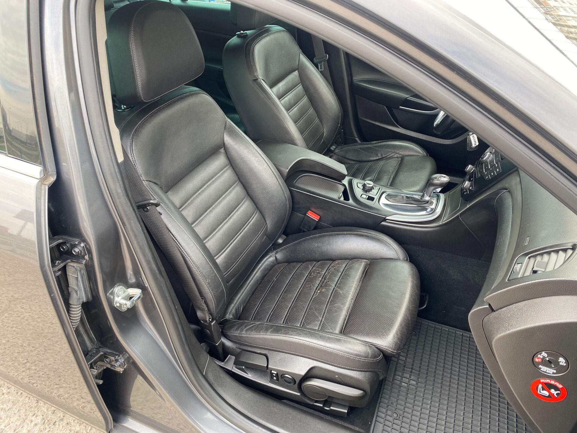 OPEL INSIGNIA SPORTS TOURER