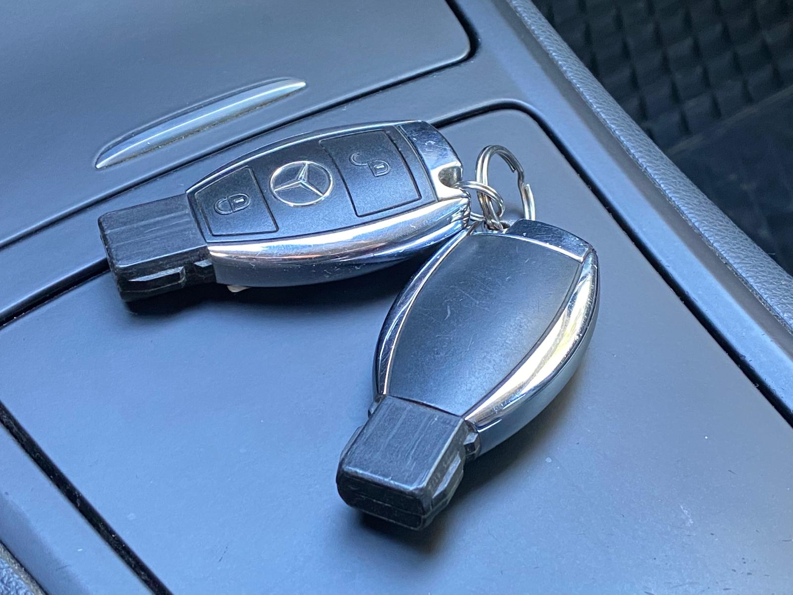 MERCEDES BENZ B200 AVANTGARDE