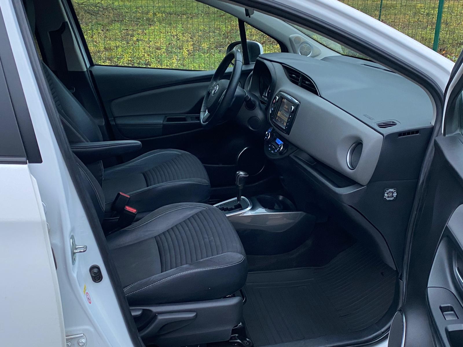 Toyota Yaris Hybrid