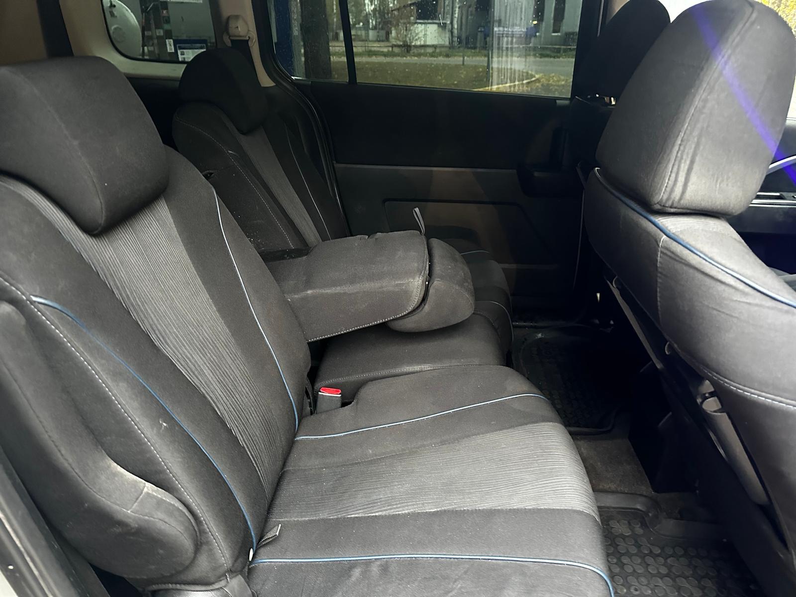 MAZDA 5 7-vietas