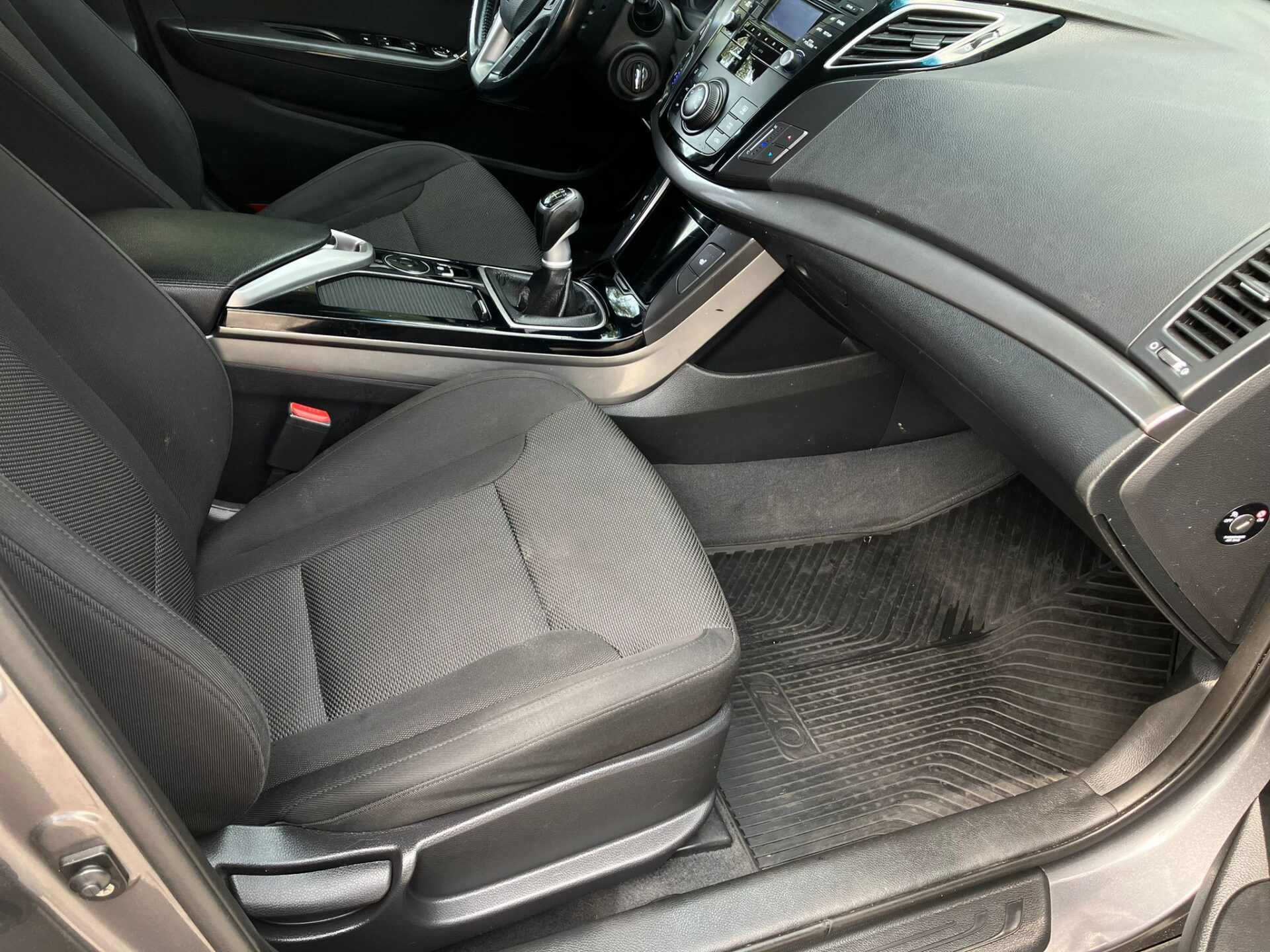 Hyundai i40 blue