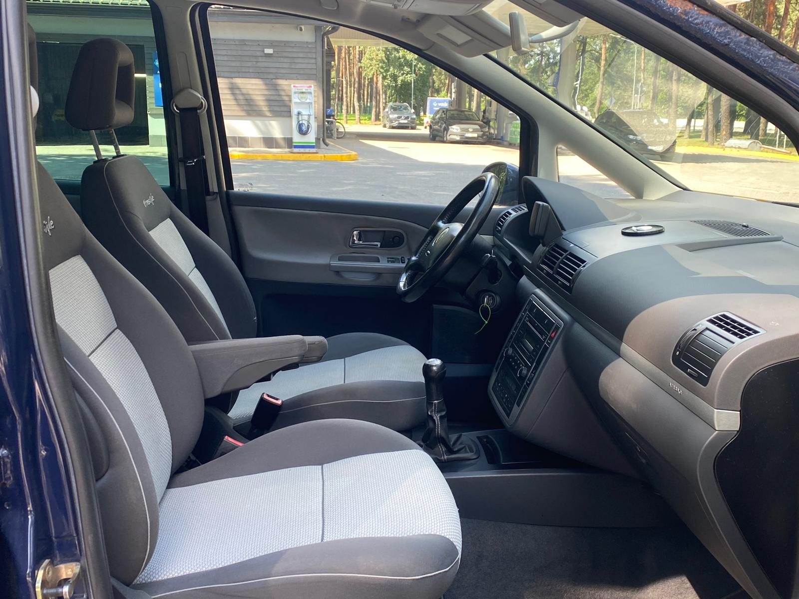 VW SHARAN FREESTYLE 7-VIETAS