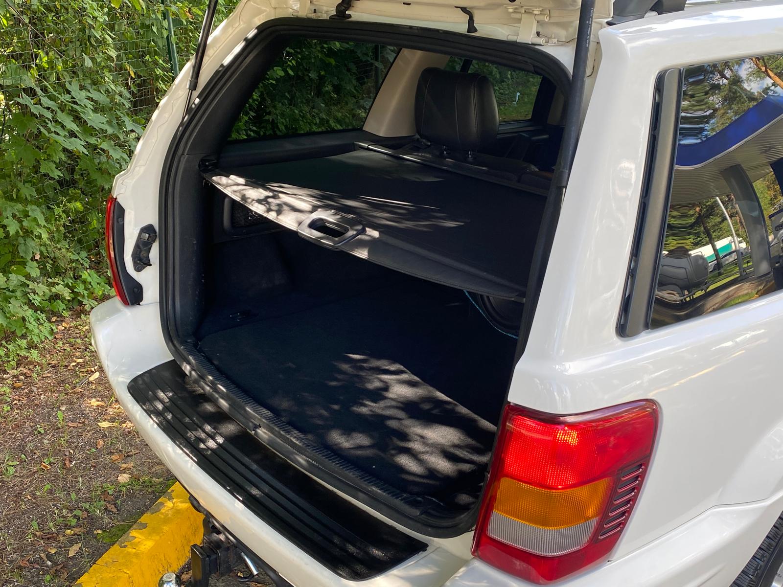 Jeep Grand Cherokee 4×4 special editions v8