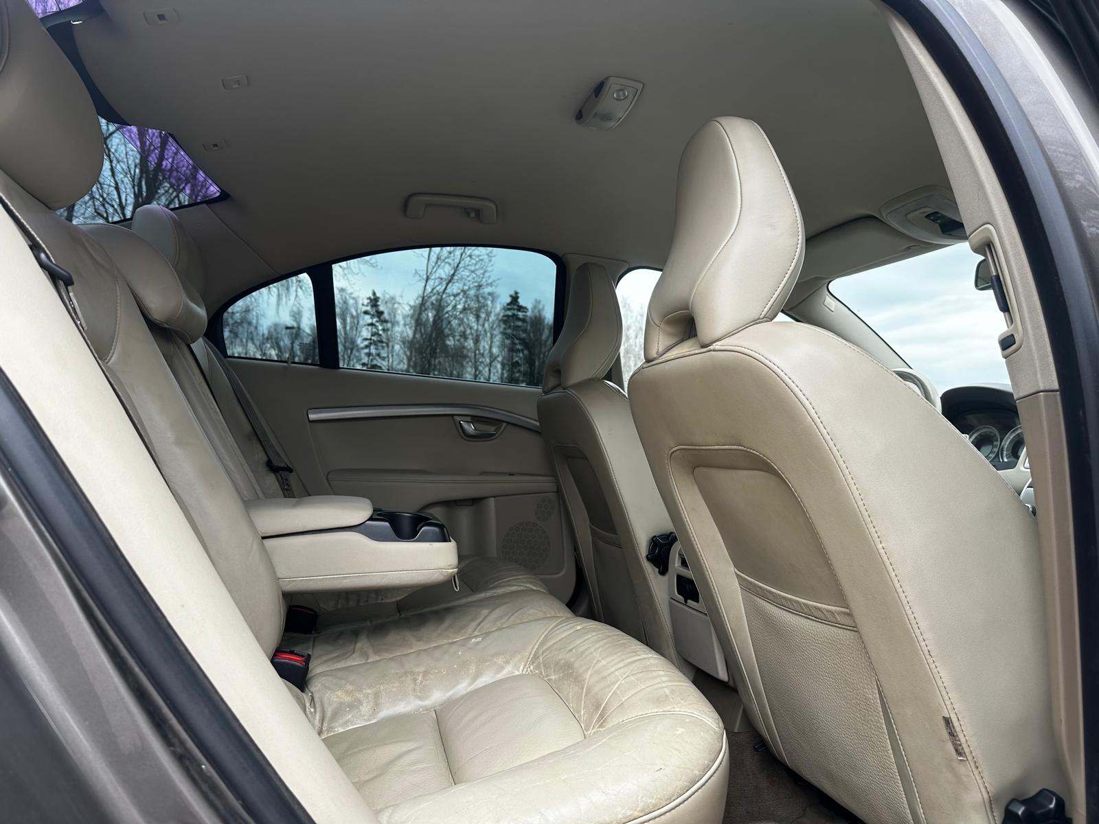 VOLVO S80