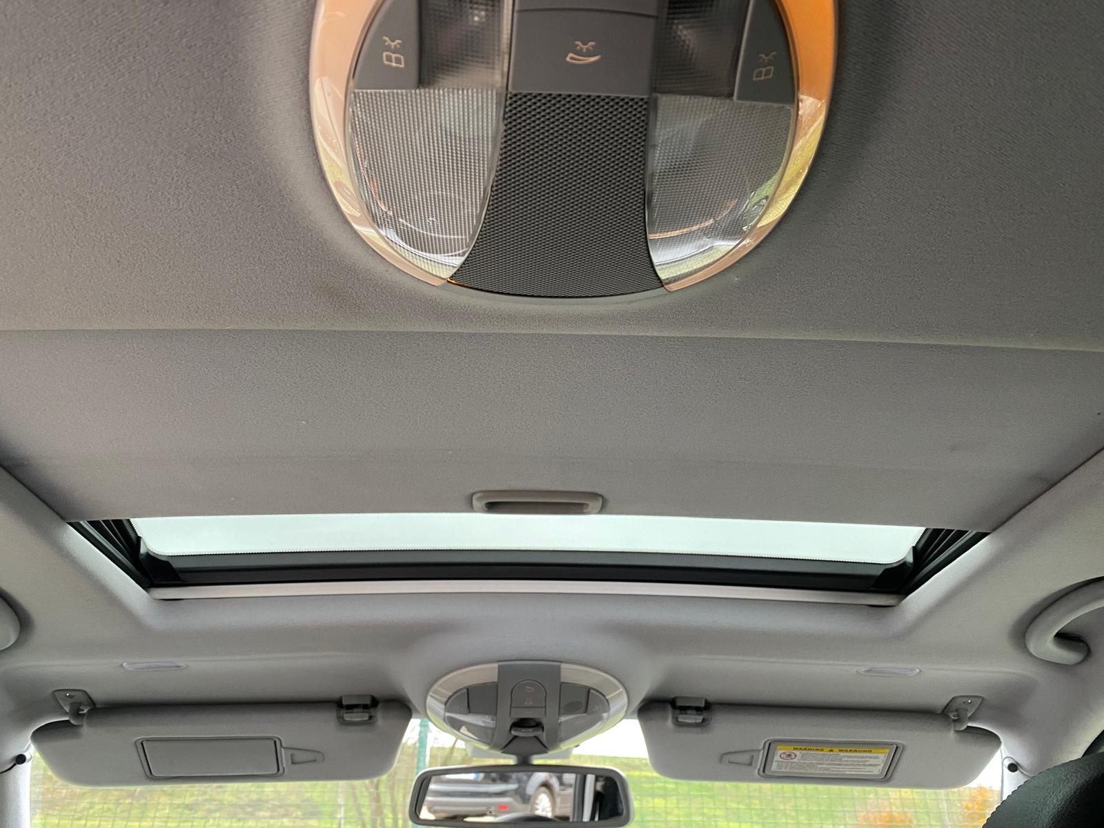 Mercedes Benz E320 Elegance