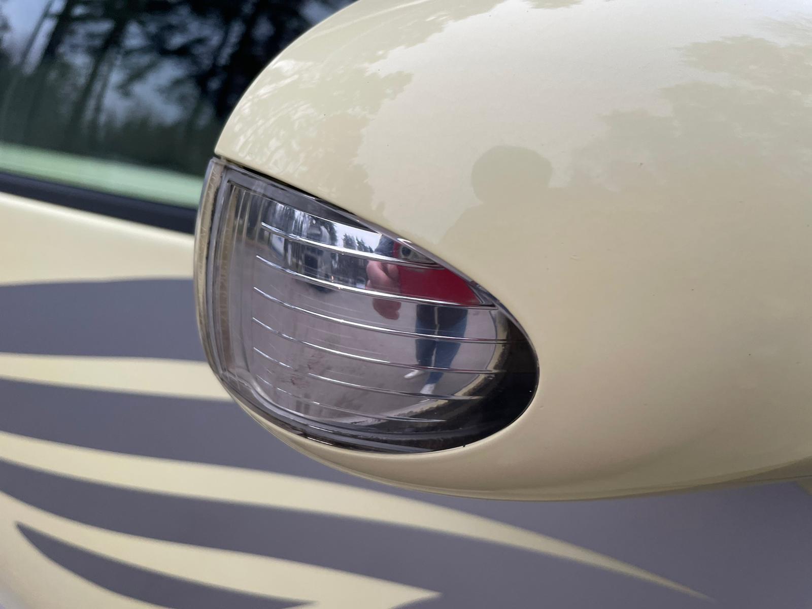 VW NEW BEETLE