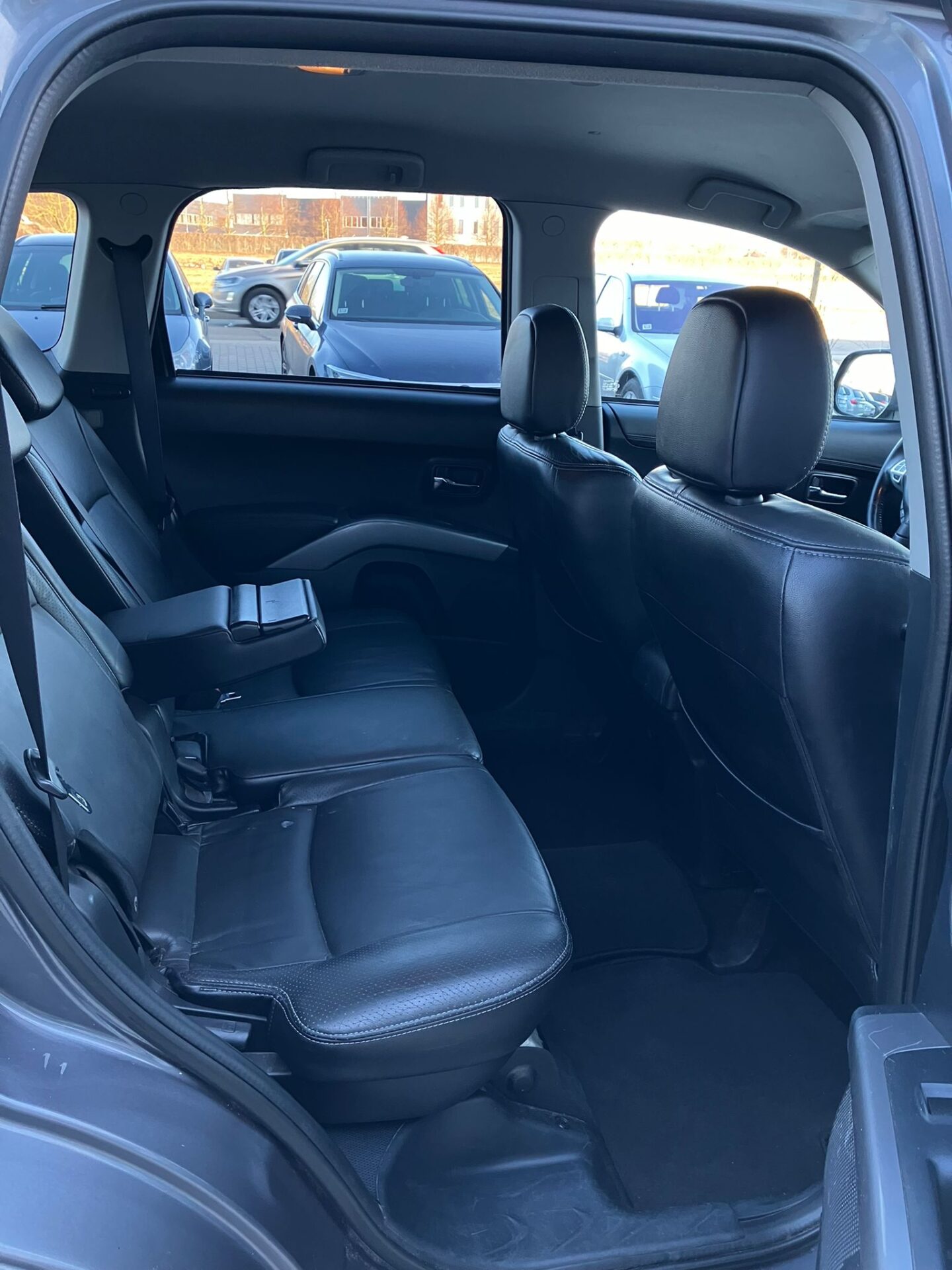 CITROEN C-CROSSER 7 vietas 4×4