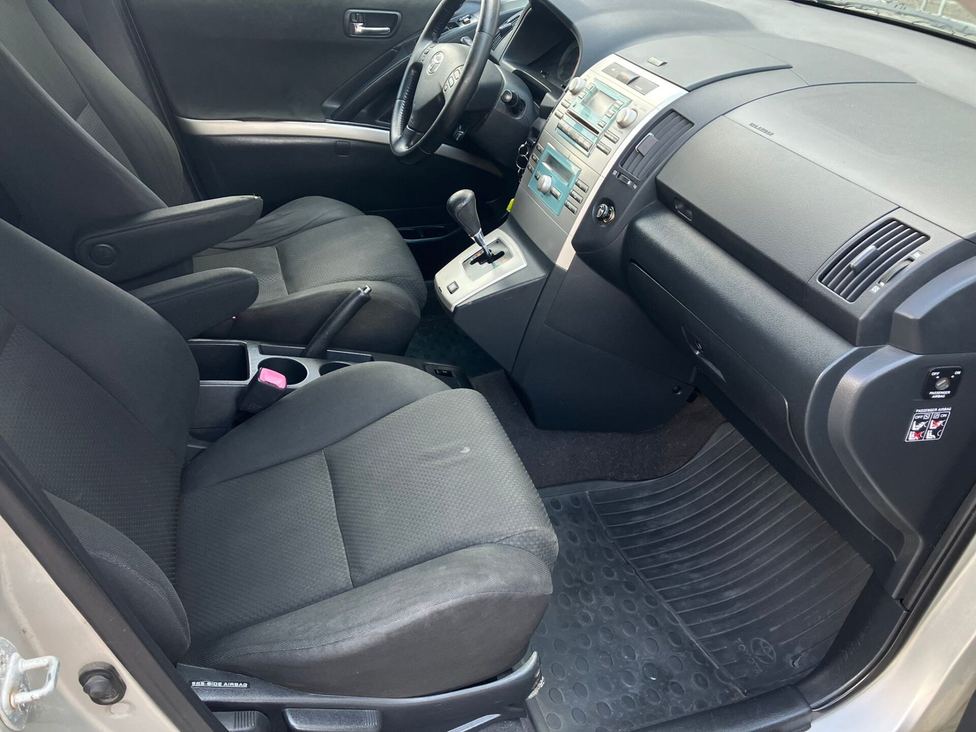 Toyota Corolla Verso 7-seats