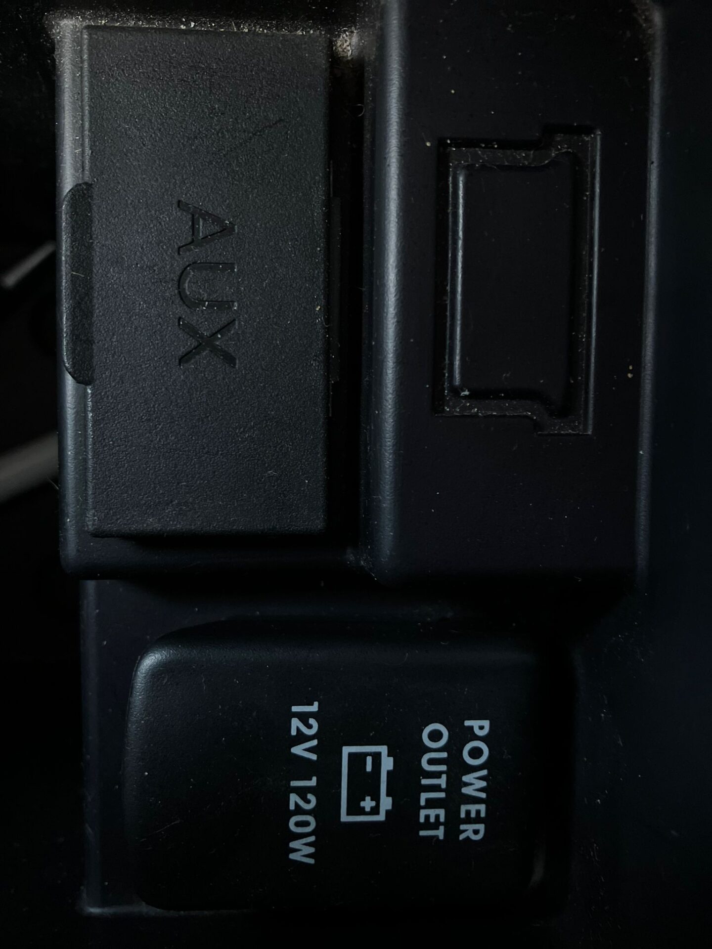 Mitsubishi Oulander 4×4 7-vietas