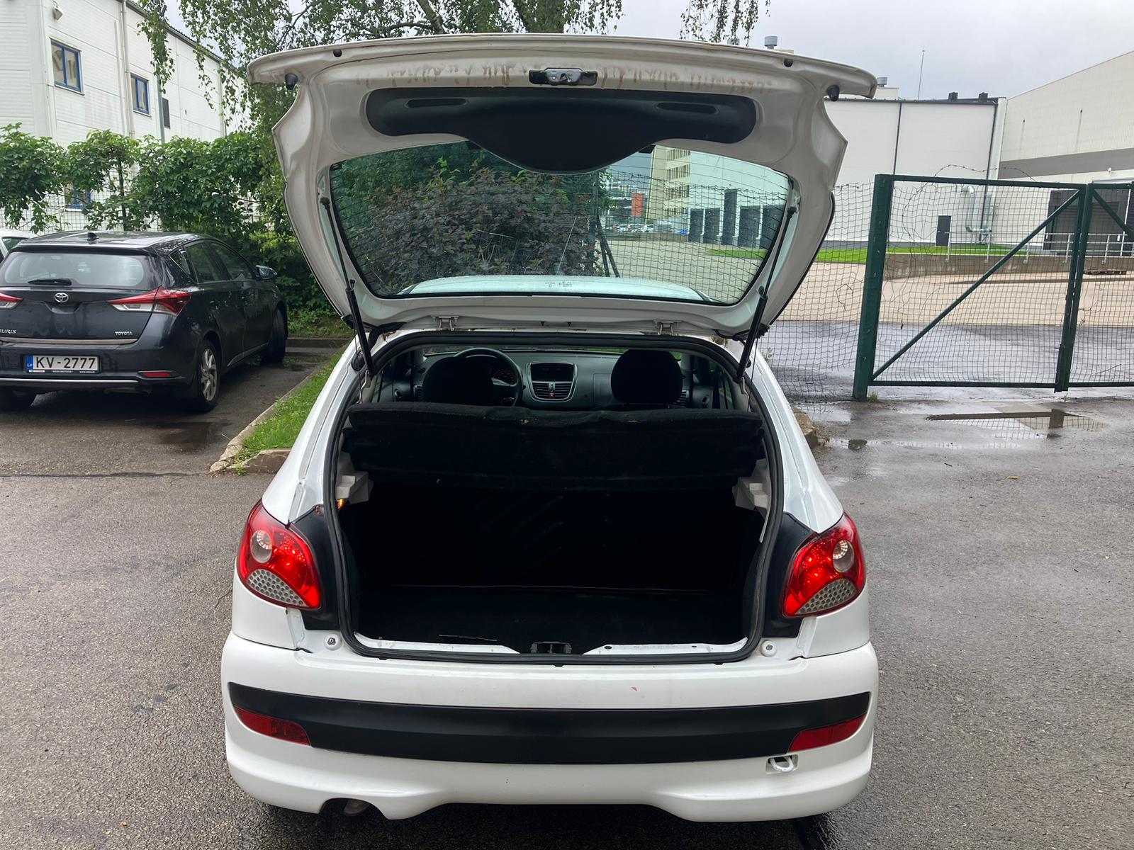 Peugeot 206+