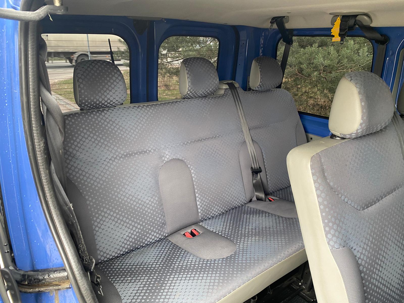 Renault Trafic Passenger 9-vietas