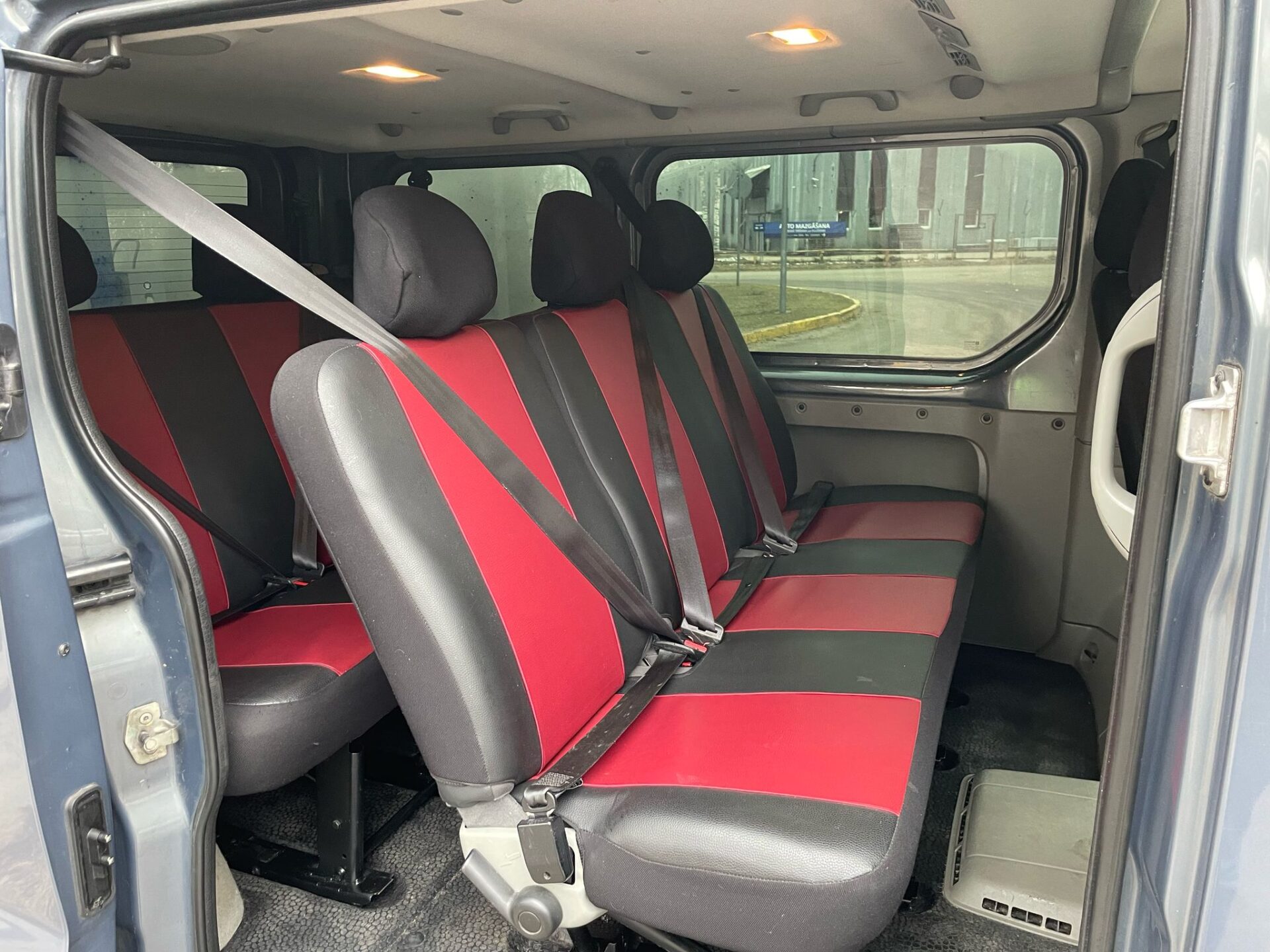 Renault Trafic 7 vietas