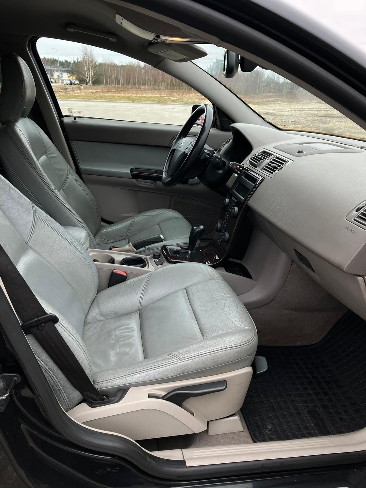 Volvo S40