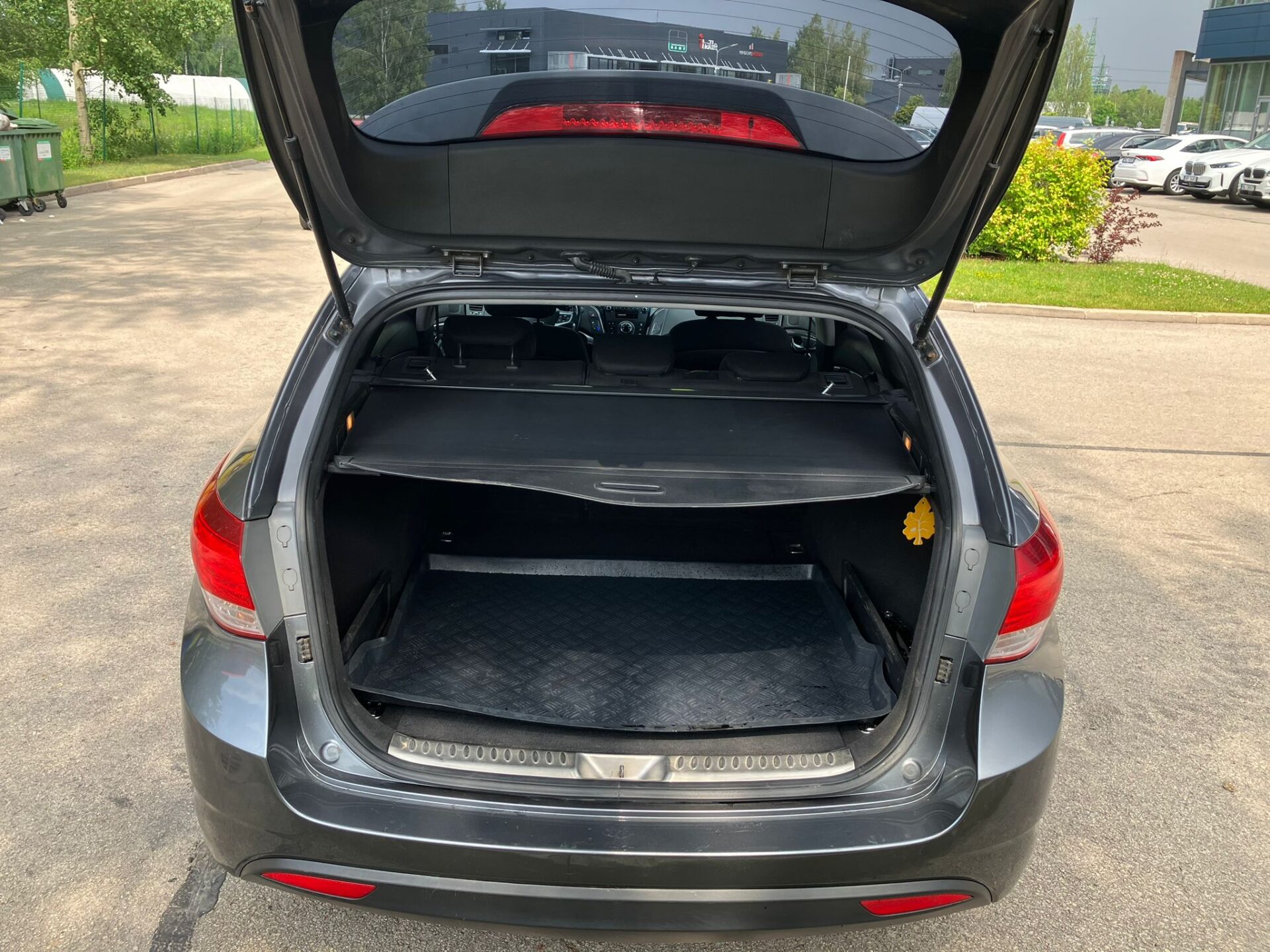 Hyundai i40 blue