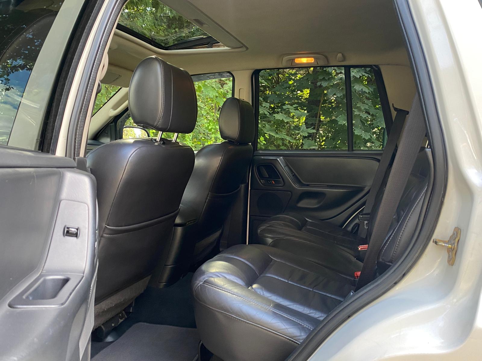 Jeep Grand Cherokee 4×4 special editions v8