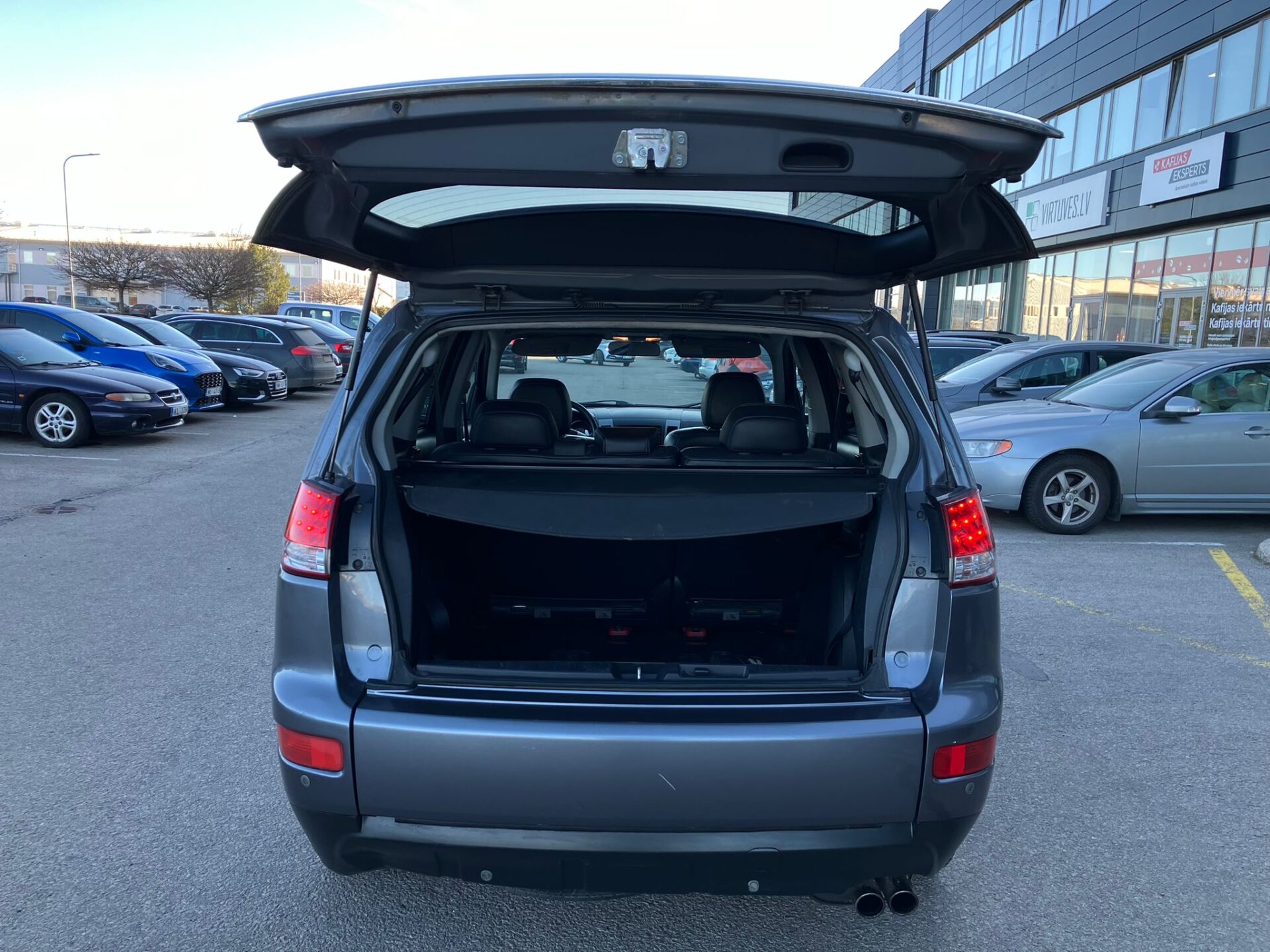 CITROEN C-CROSSER 7 vietas 4×4