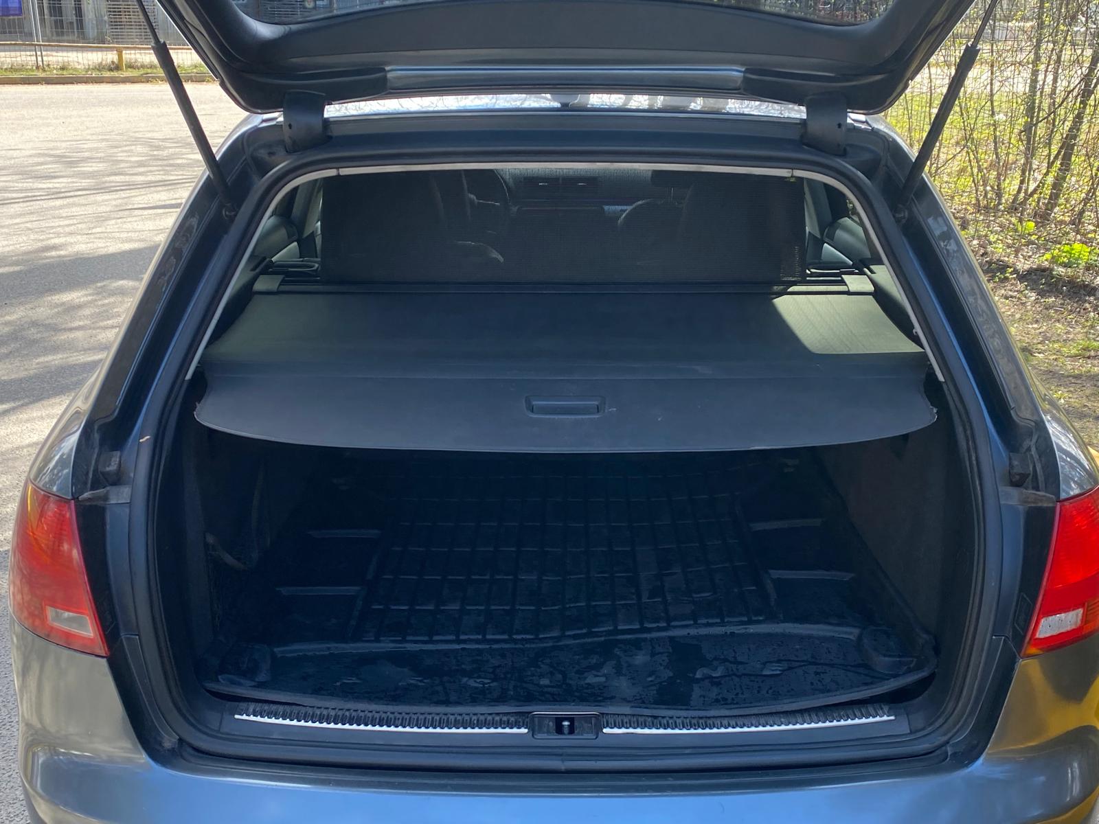 AUDI A4 S-LINE QUATTRO