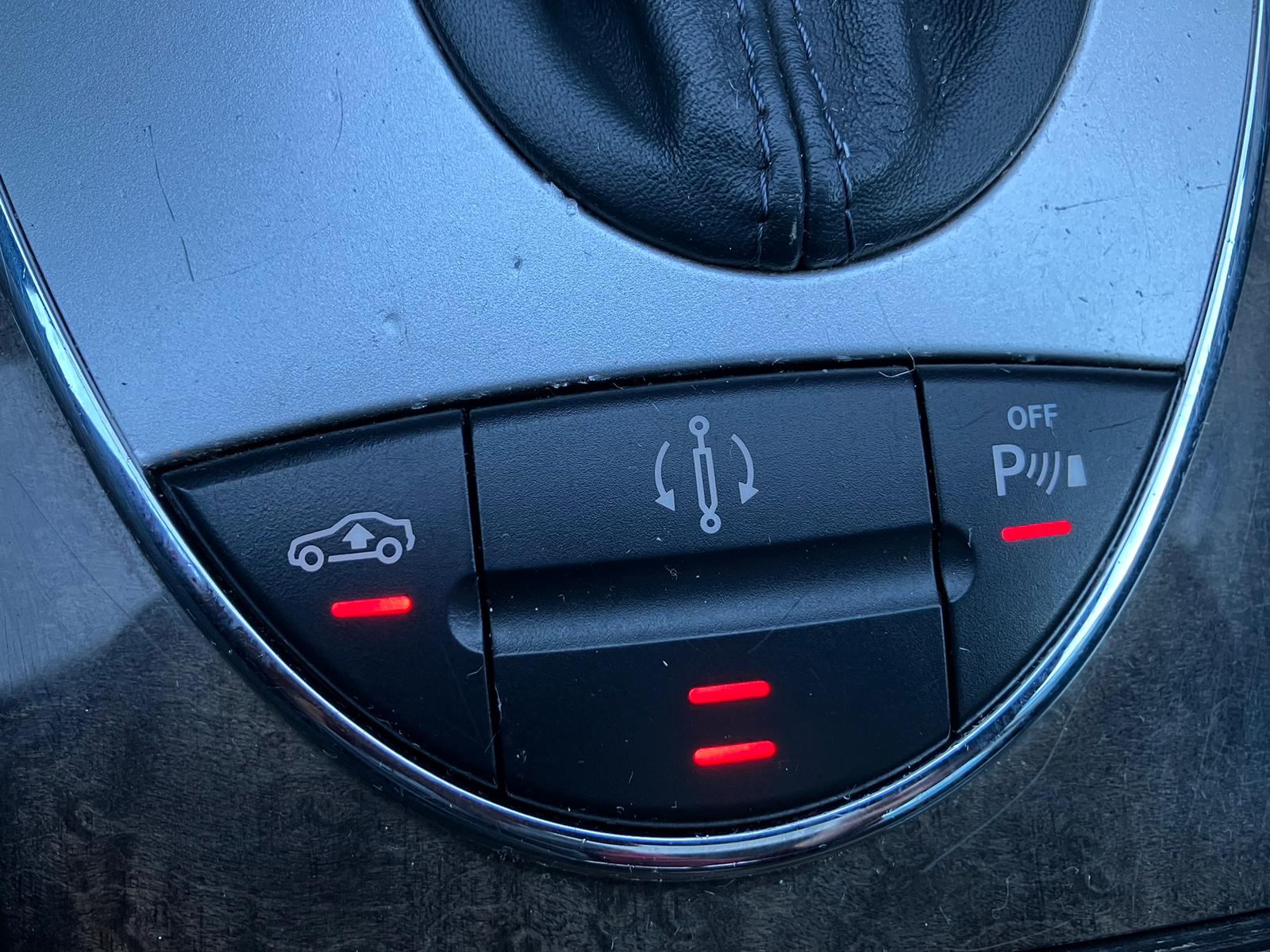 Mercedes Benz E320