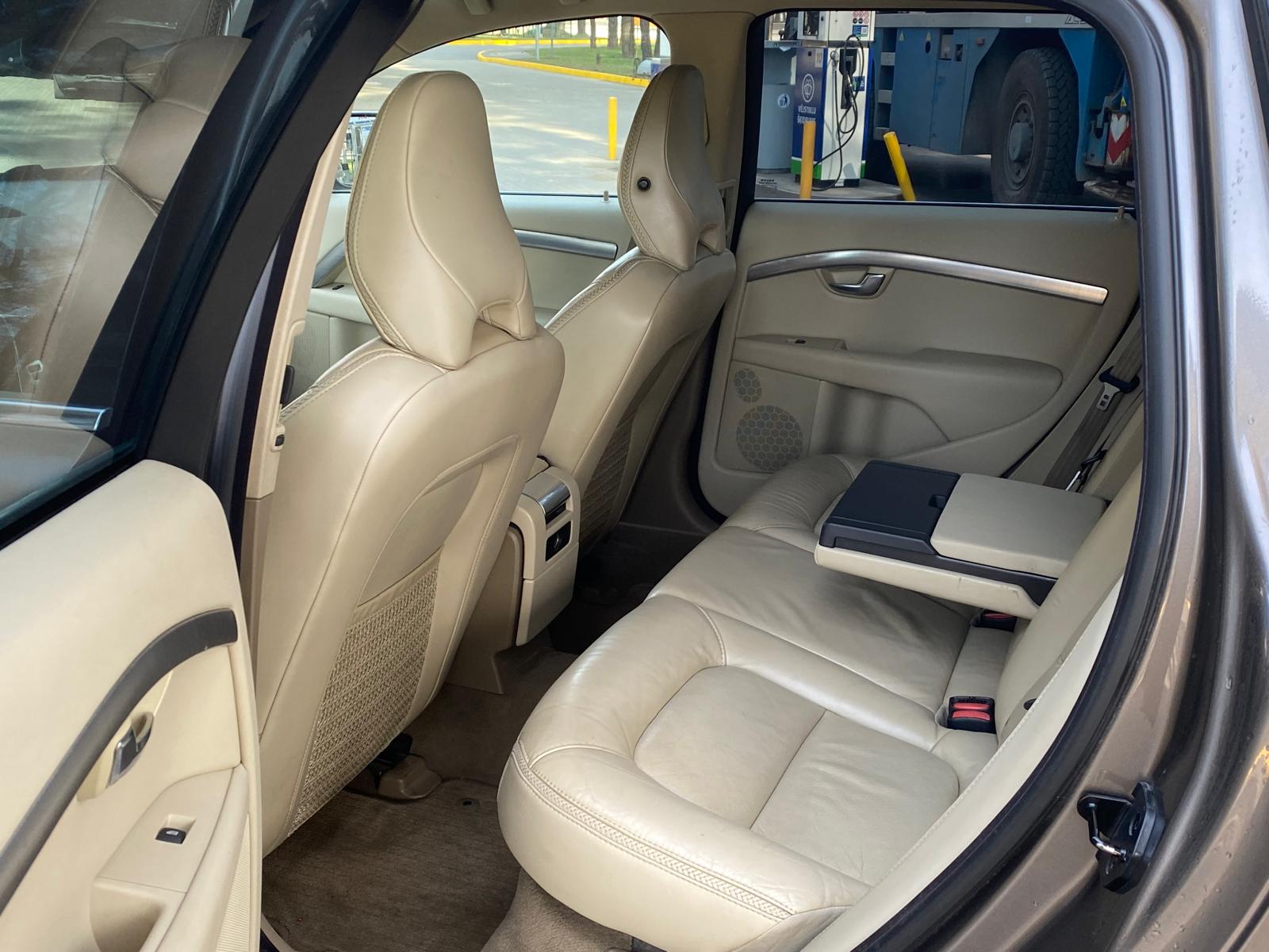 Volvo Xc70 cross country