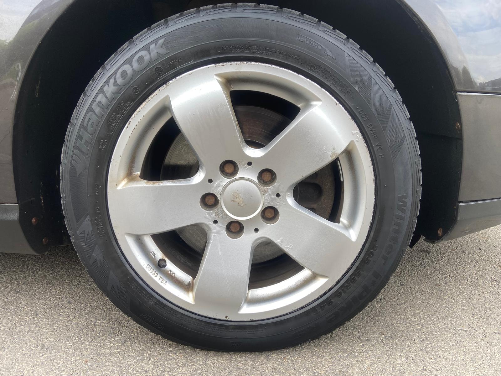 VW Passat (B6)
