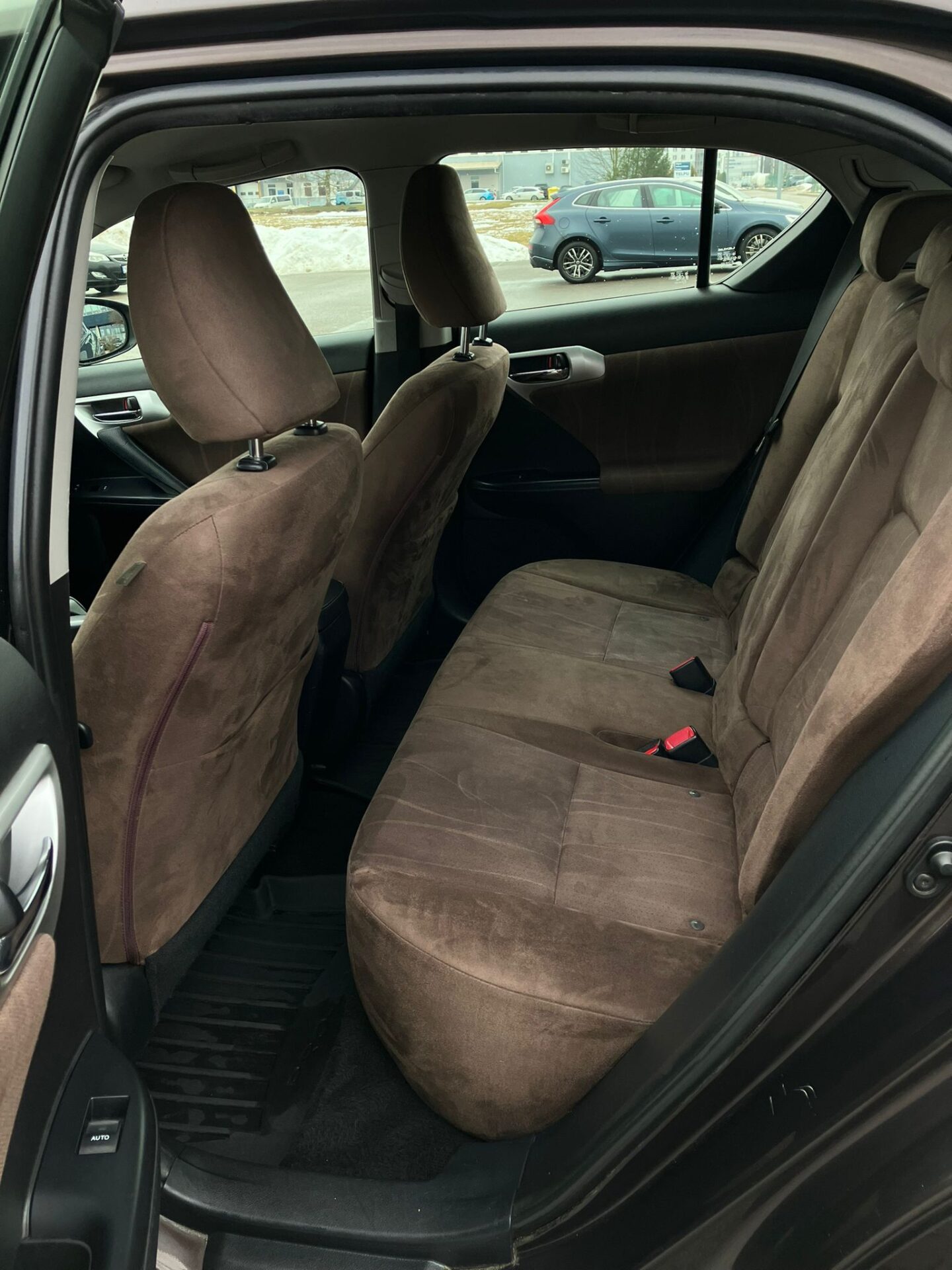 Lexus CT200H hybrid