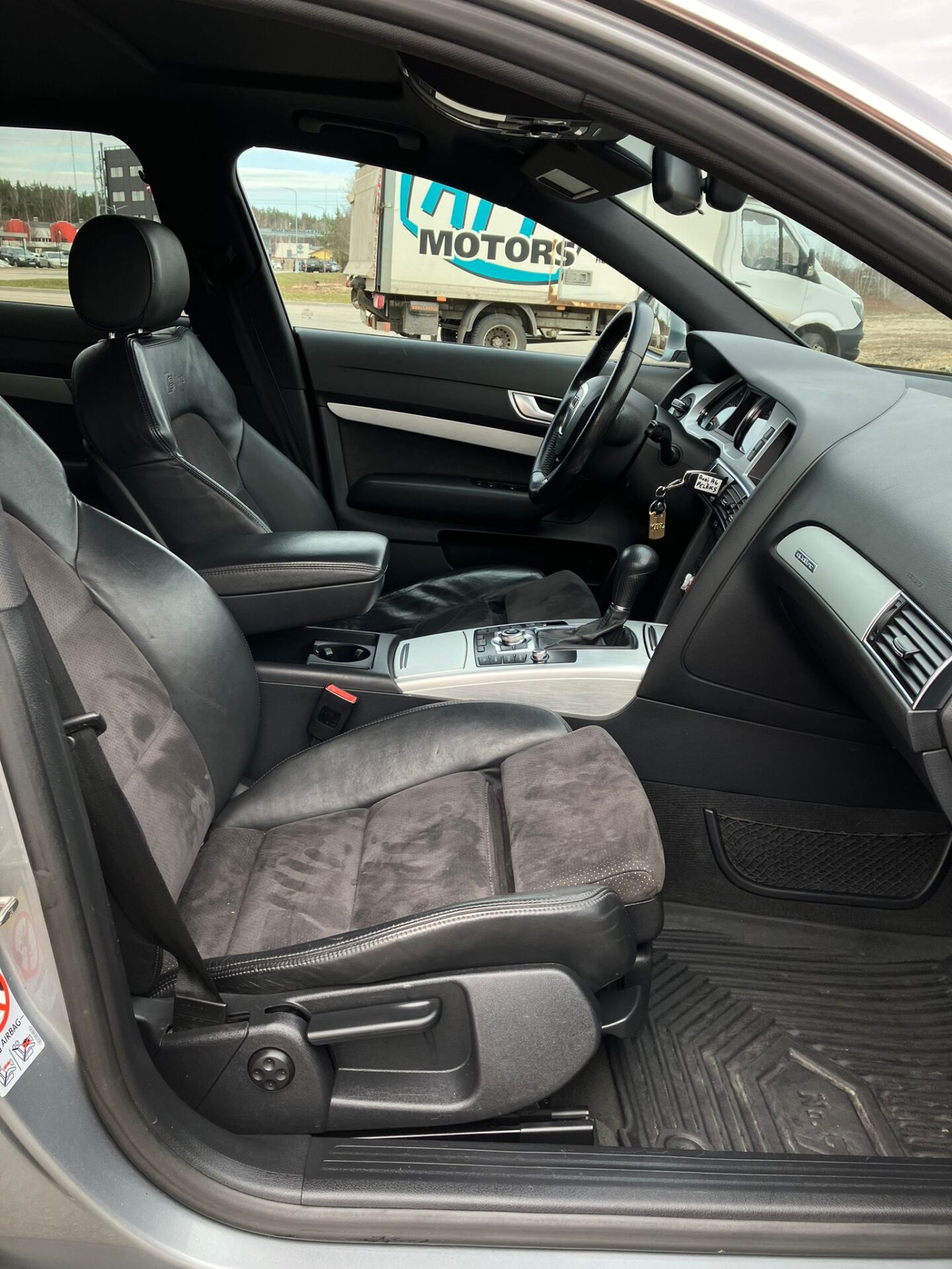 Audi A6 Avant S-line Quattro