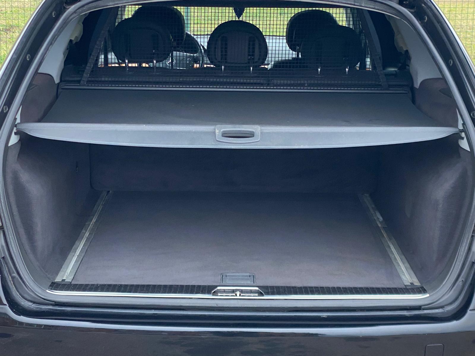 Mercedes Benz E320 Elegance