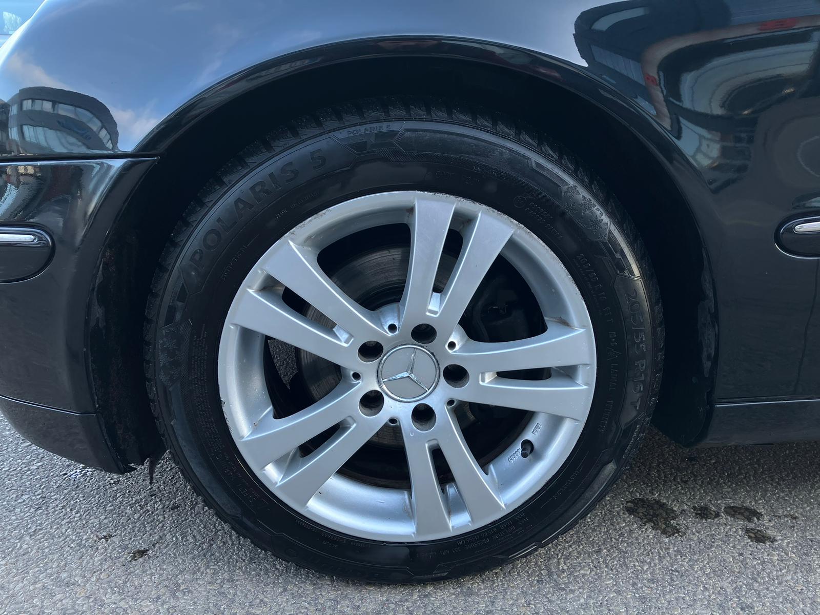 Mercedes Benz C220