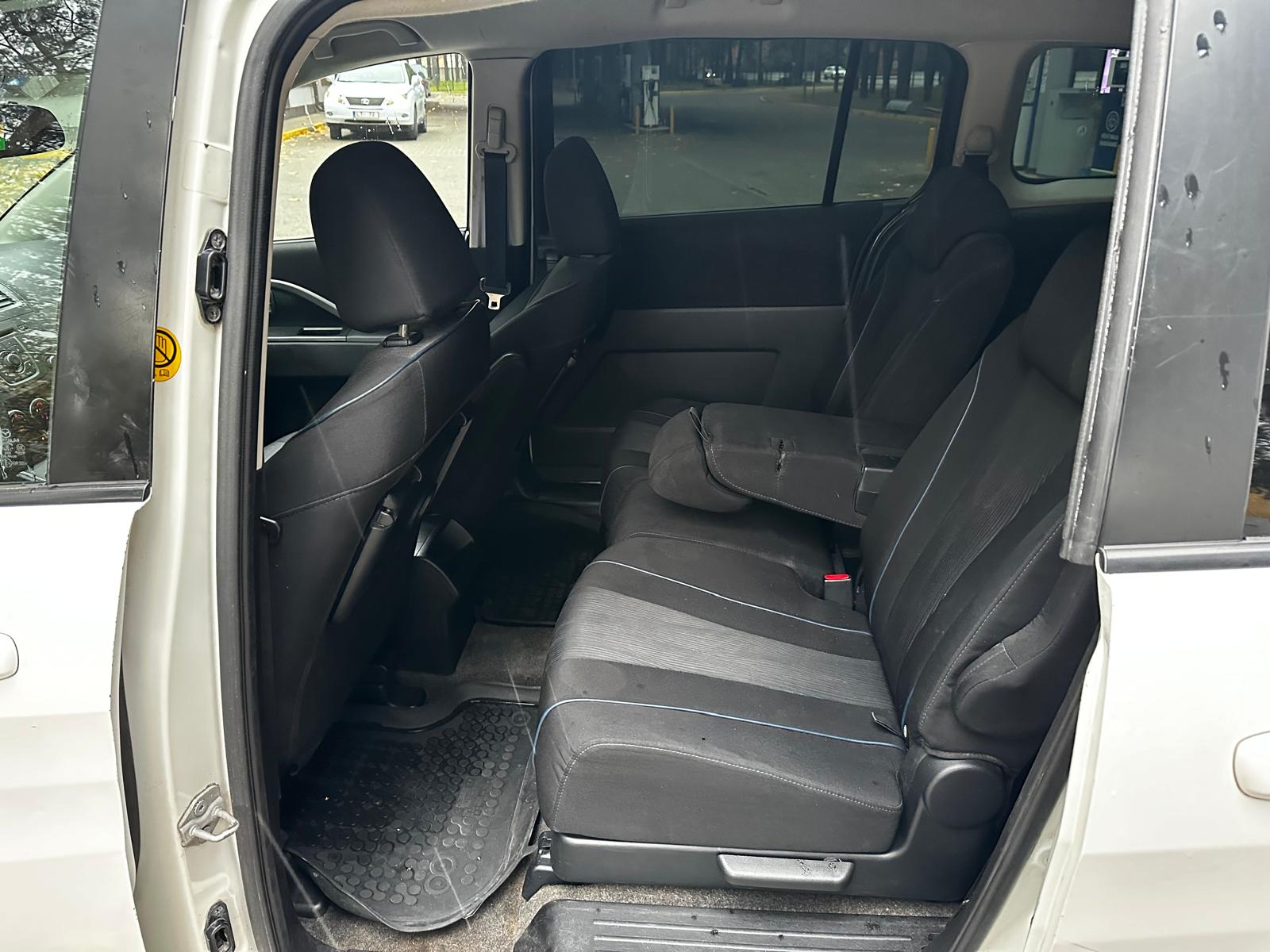 MAZDA 5 7-vietas
