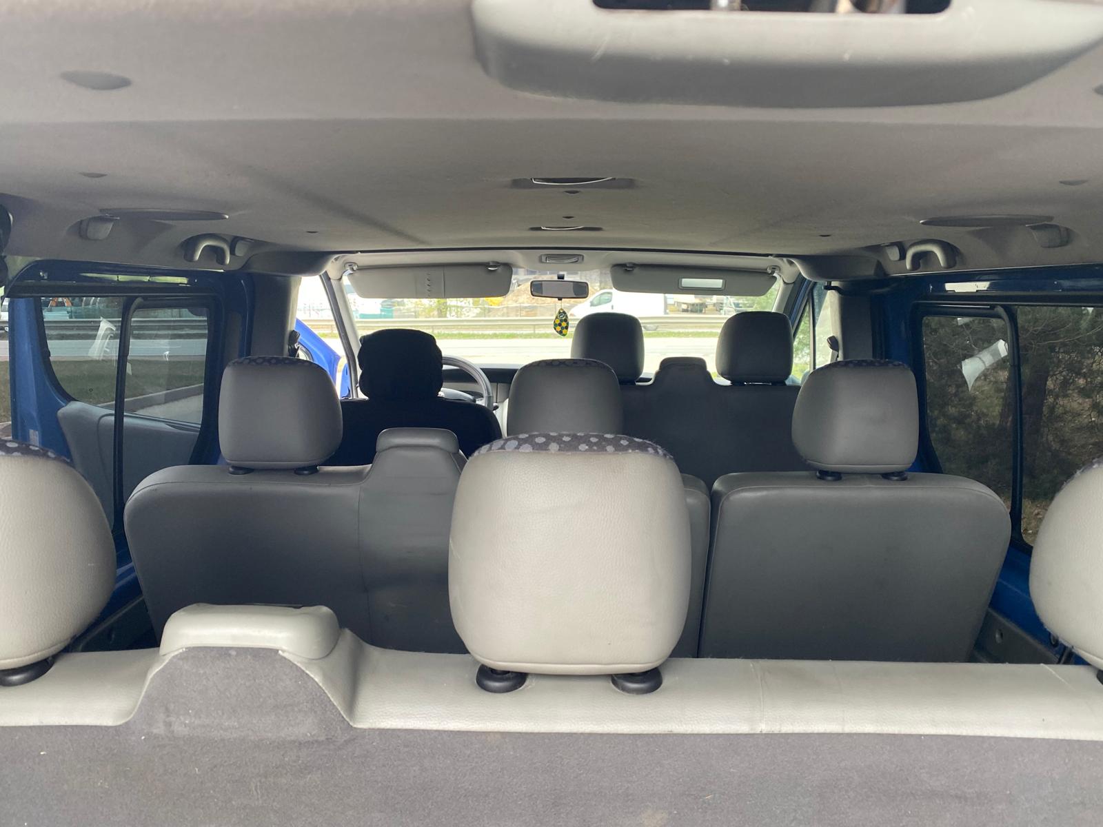 Renault Trafic Passenger 9-vietas