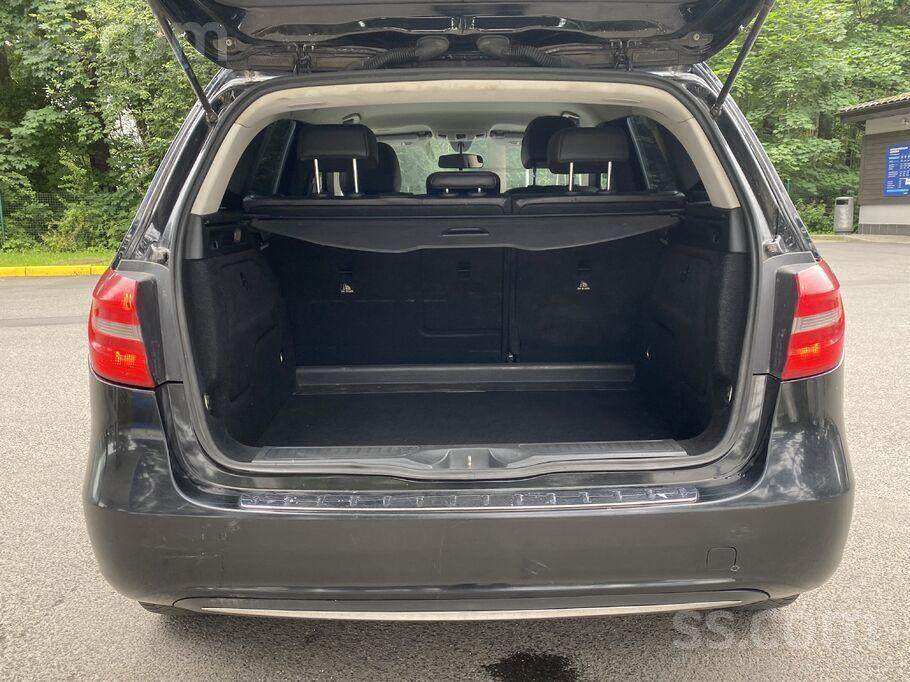 MERCEDES BENZ B200 AVANTGARDE
