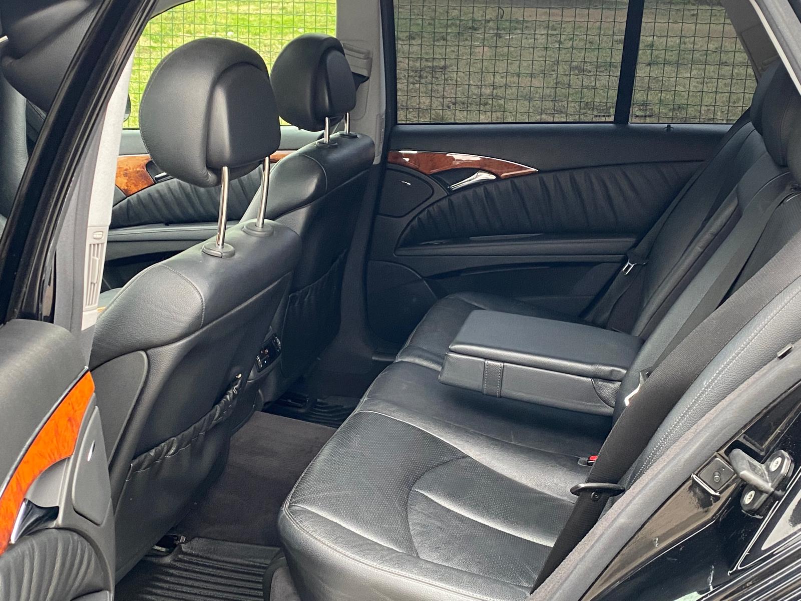 Mercedes Benz E320 Elegance