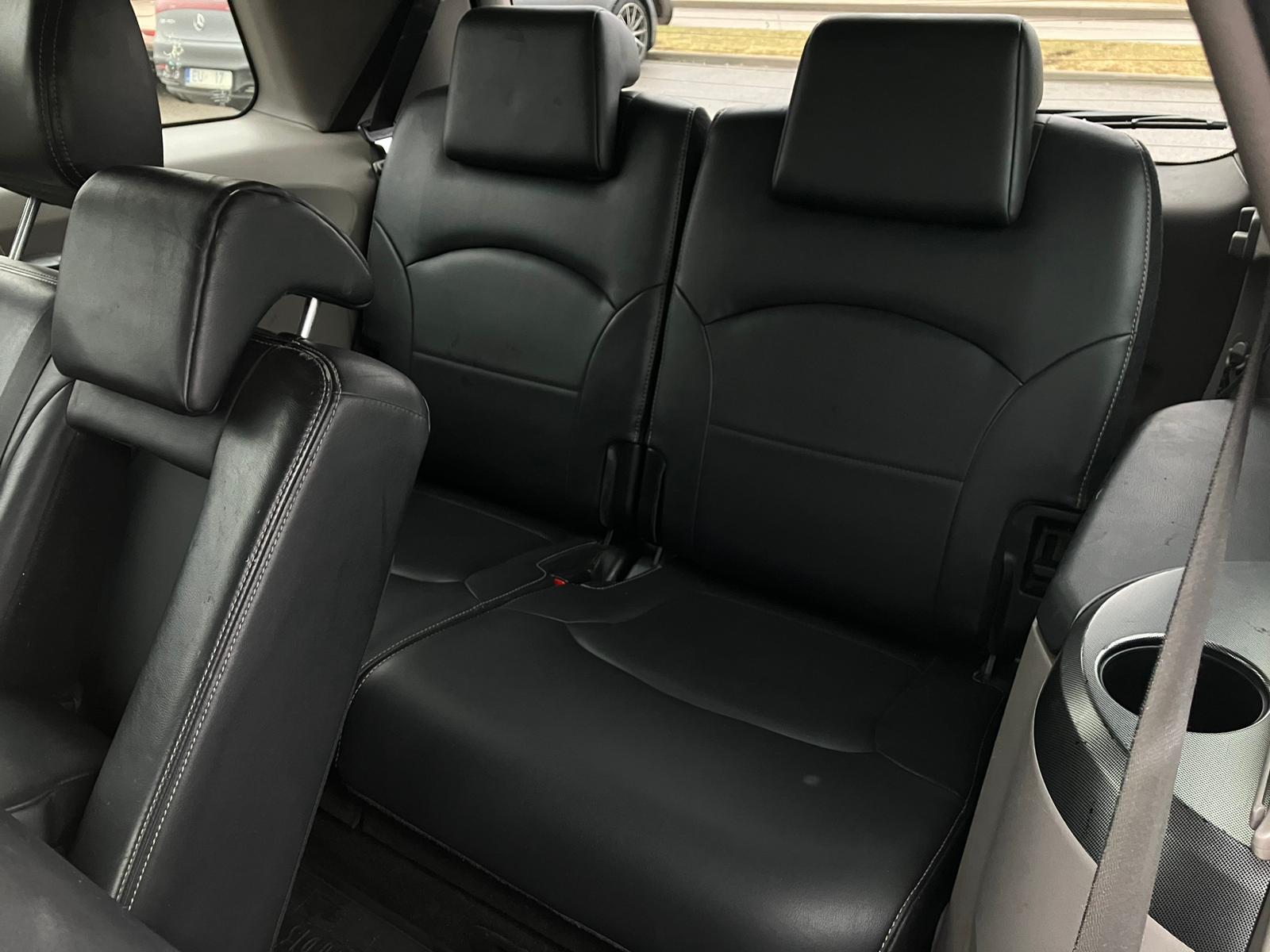 Mitsubishi Grandis 7-vietas