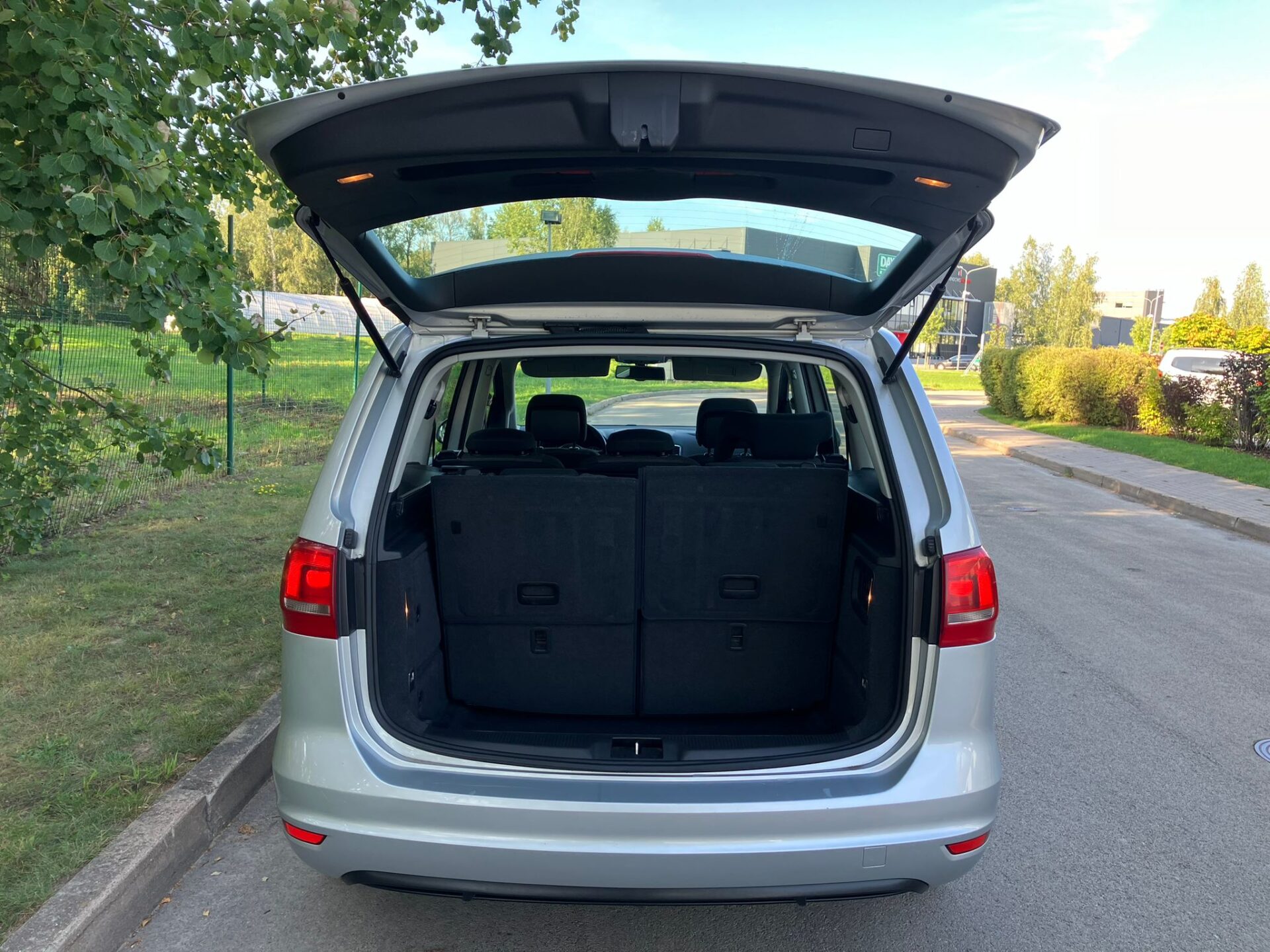 VW Sharan BLUE MOTION 7-vietas